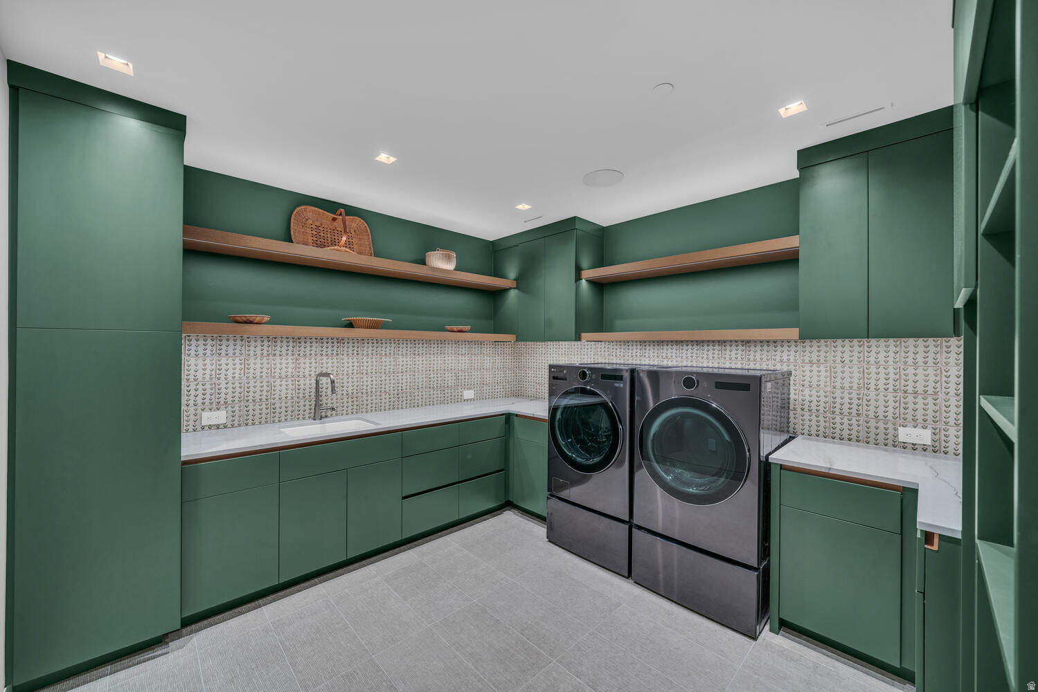 main property photo 112