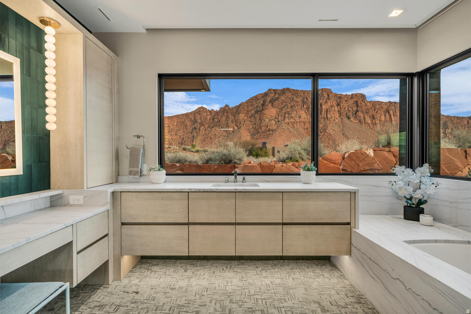 main property photo 86