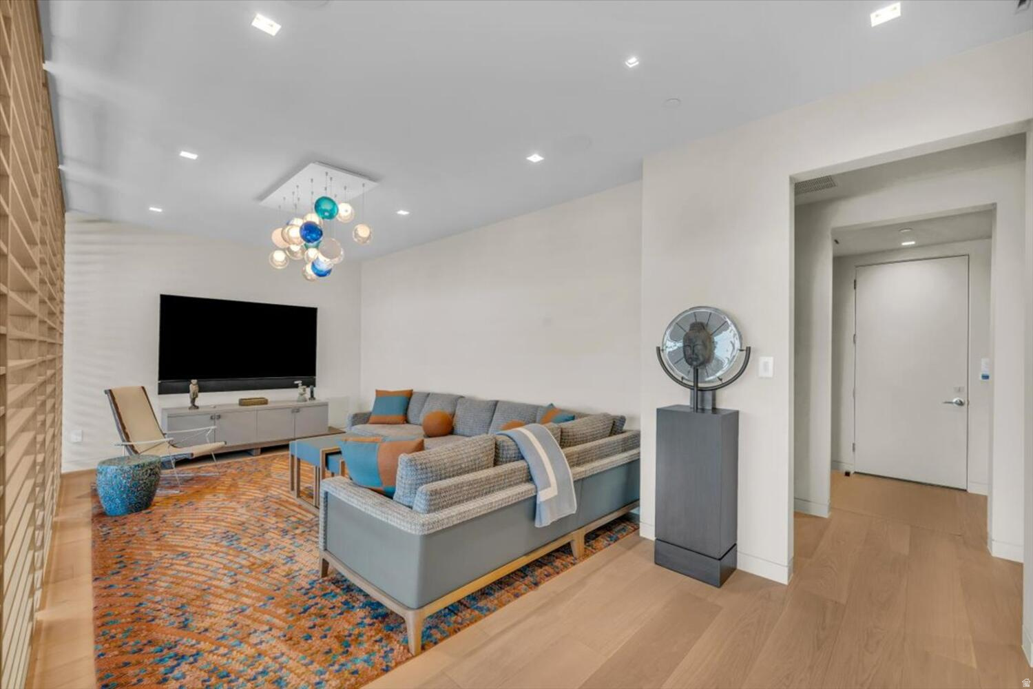 main property photo 99
