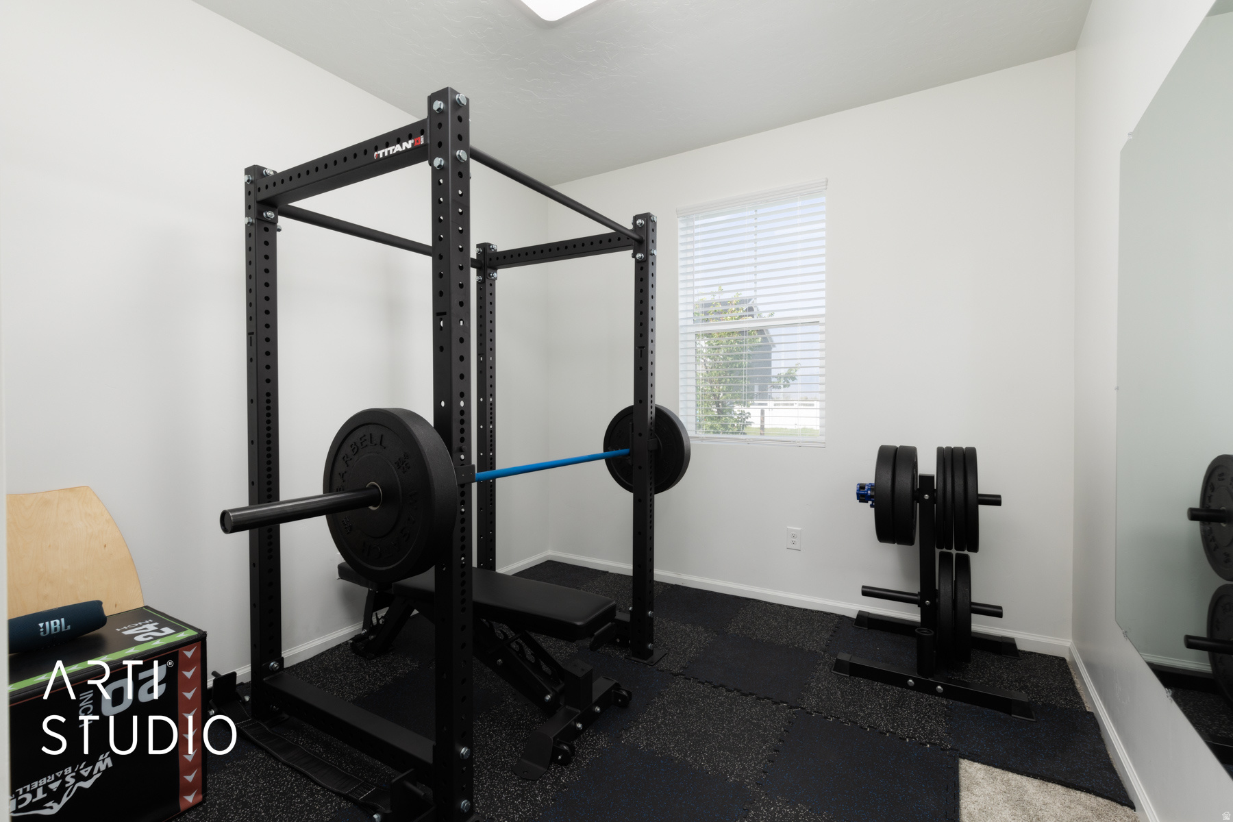 main property photo 24