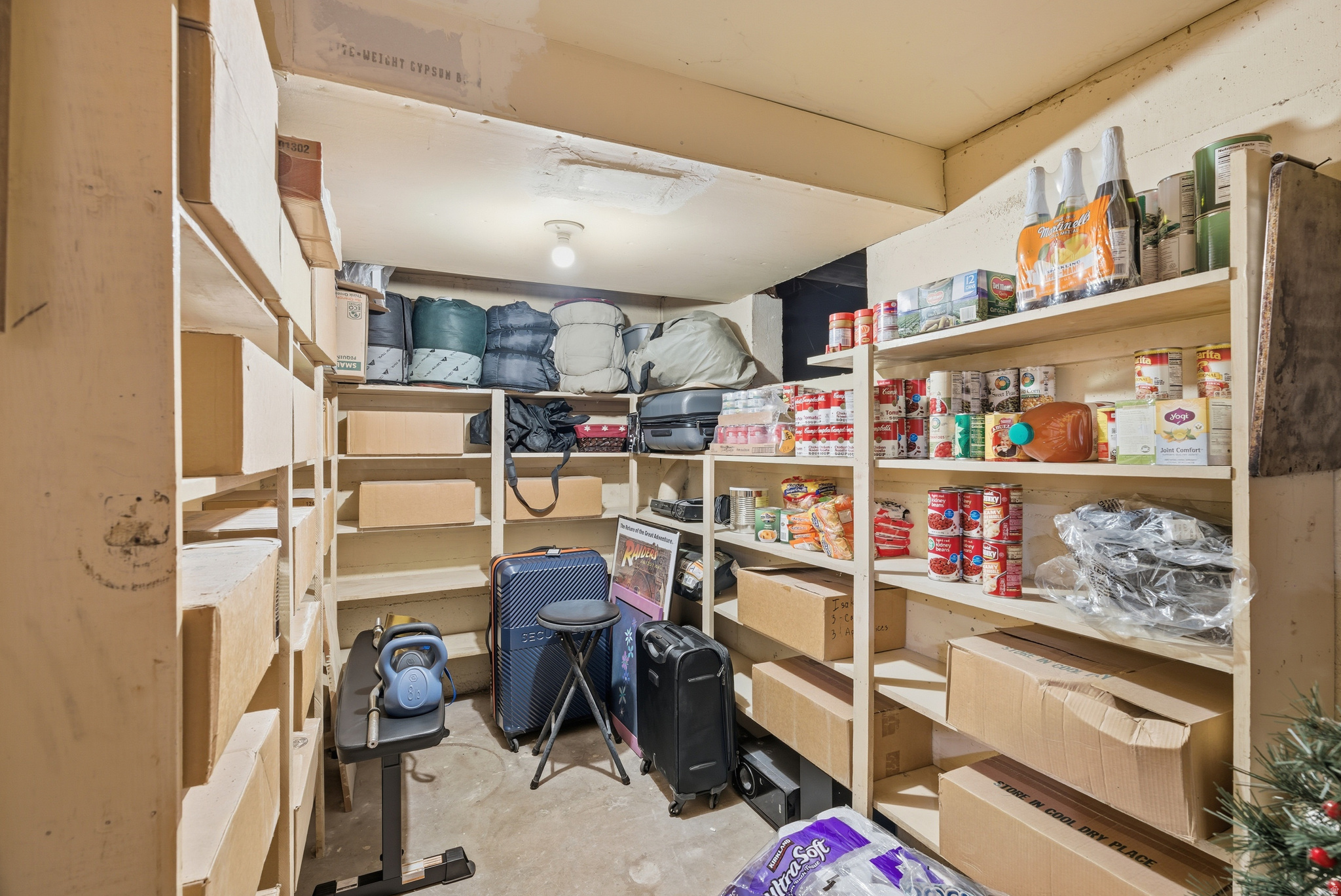 main property photo 17