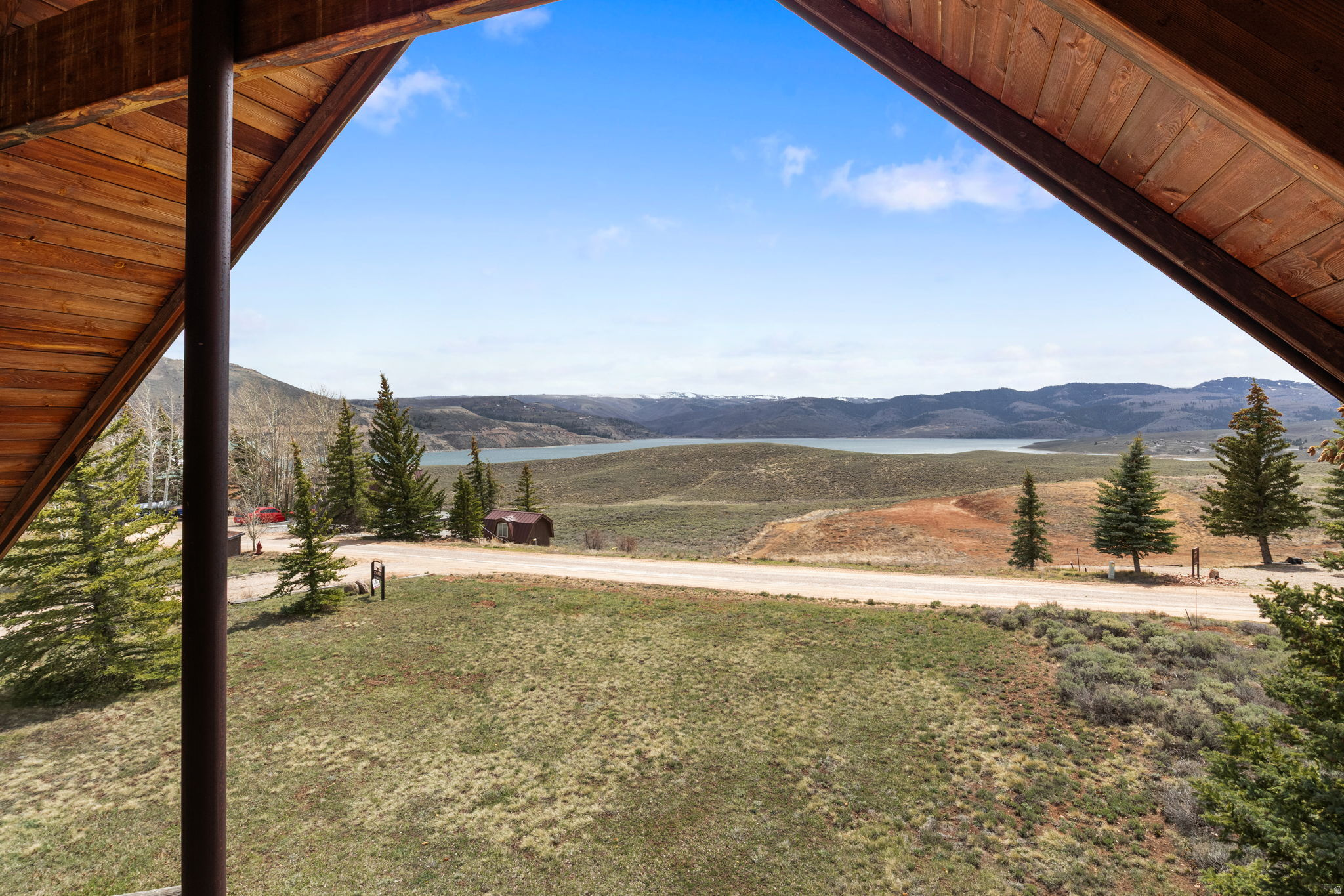 main property photo 41
