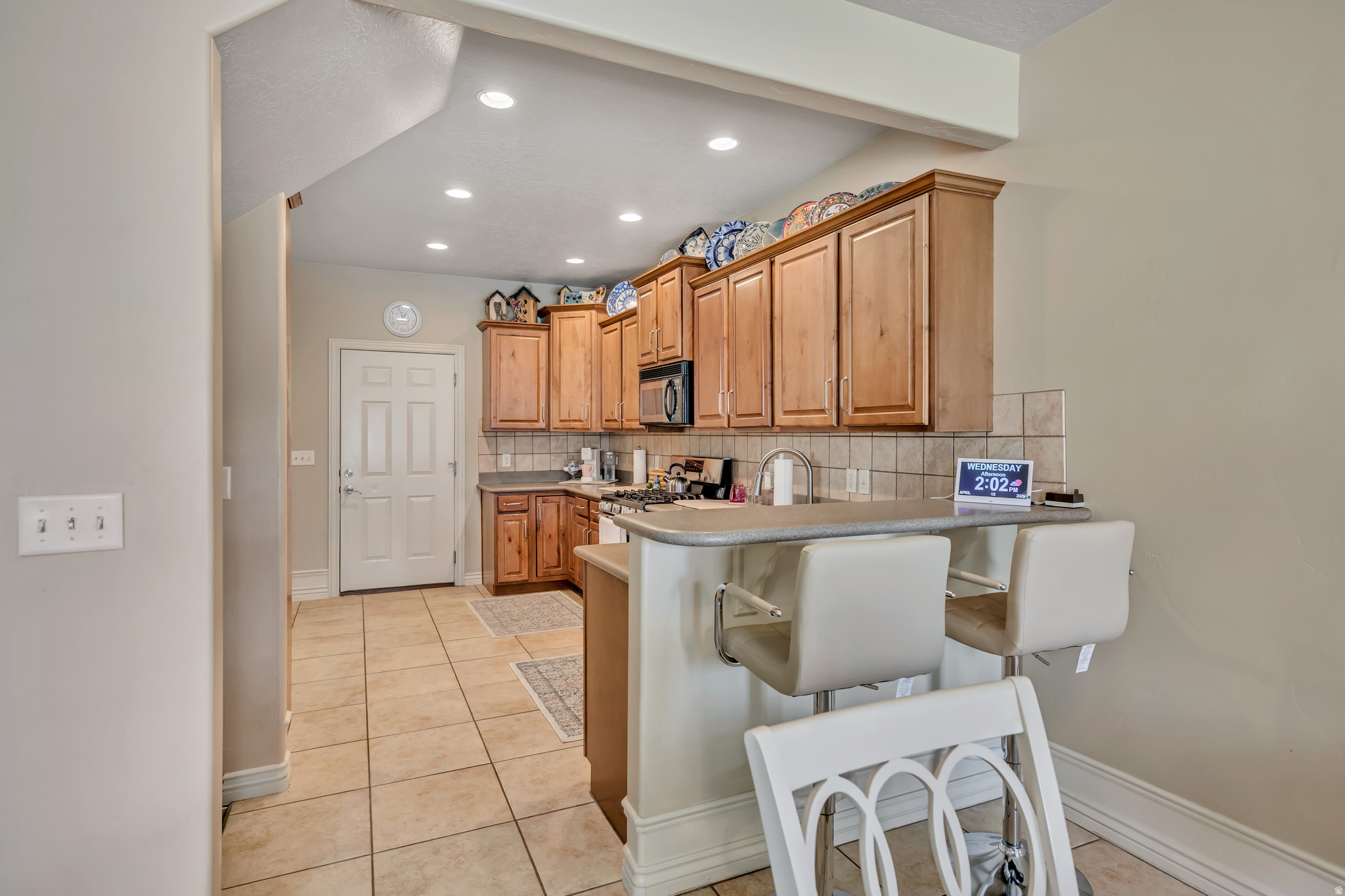 main property photo 6