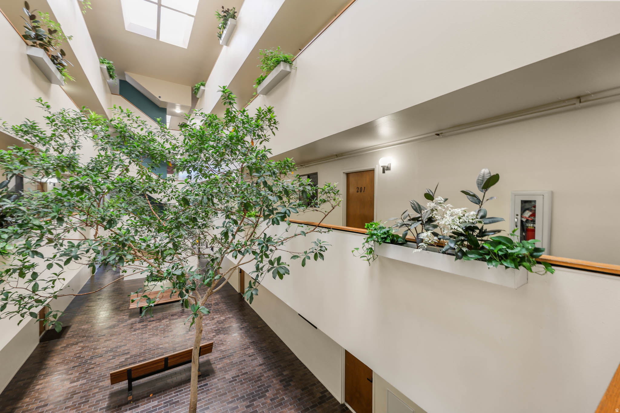 main property photo 29