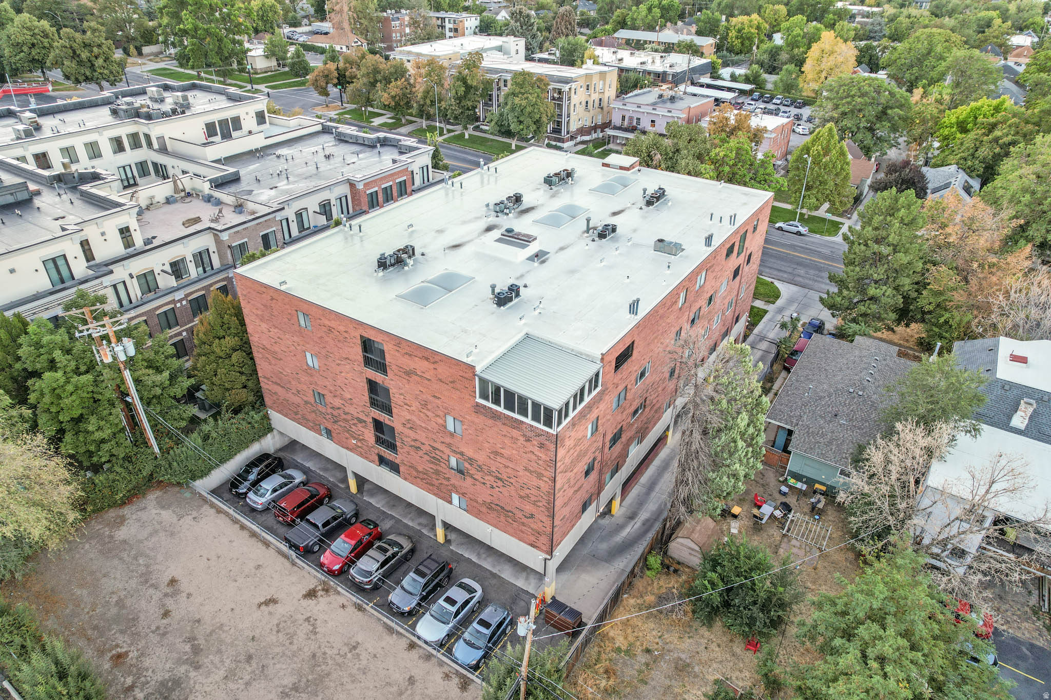 main property photo 44