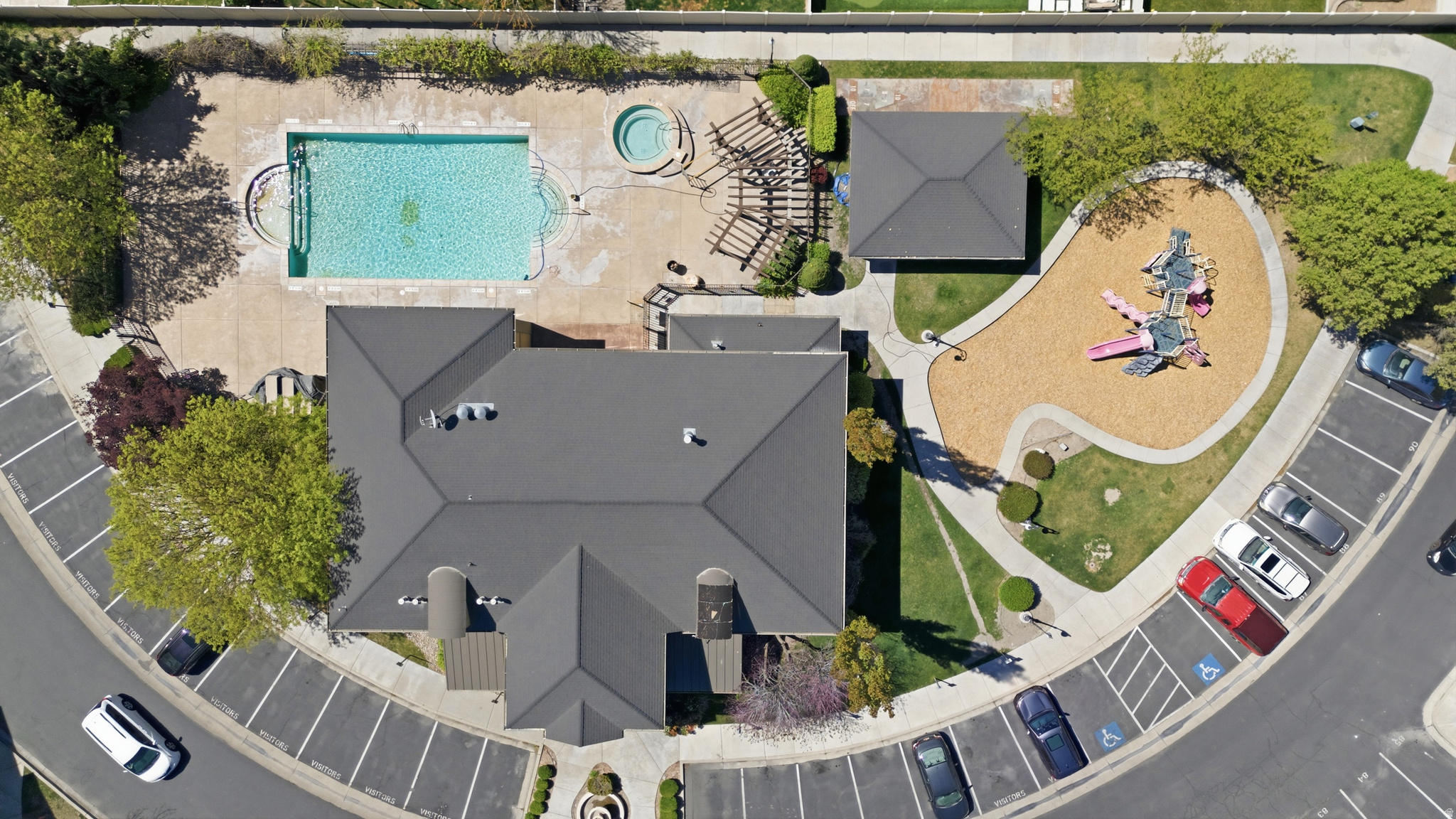 main property photo 36