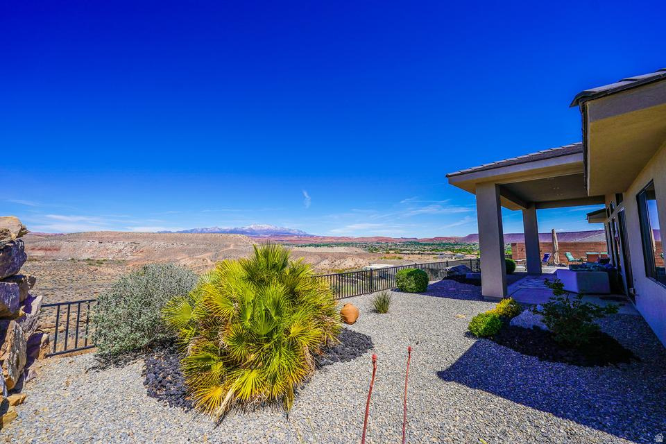 main property photo 74