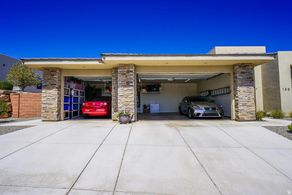 main property photo 77
