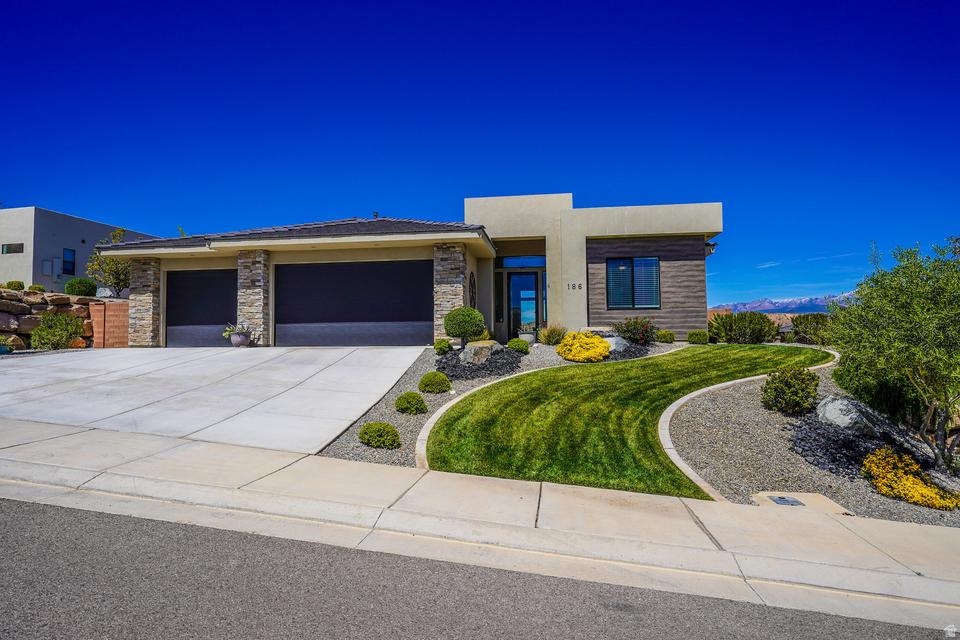main property photo 78