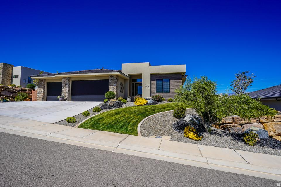 main property photo 79