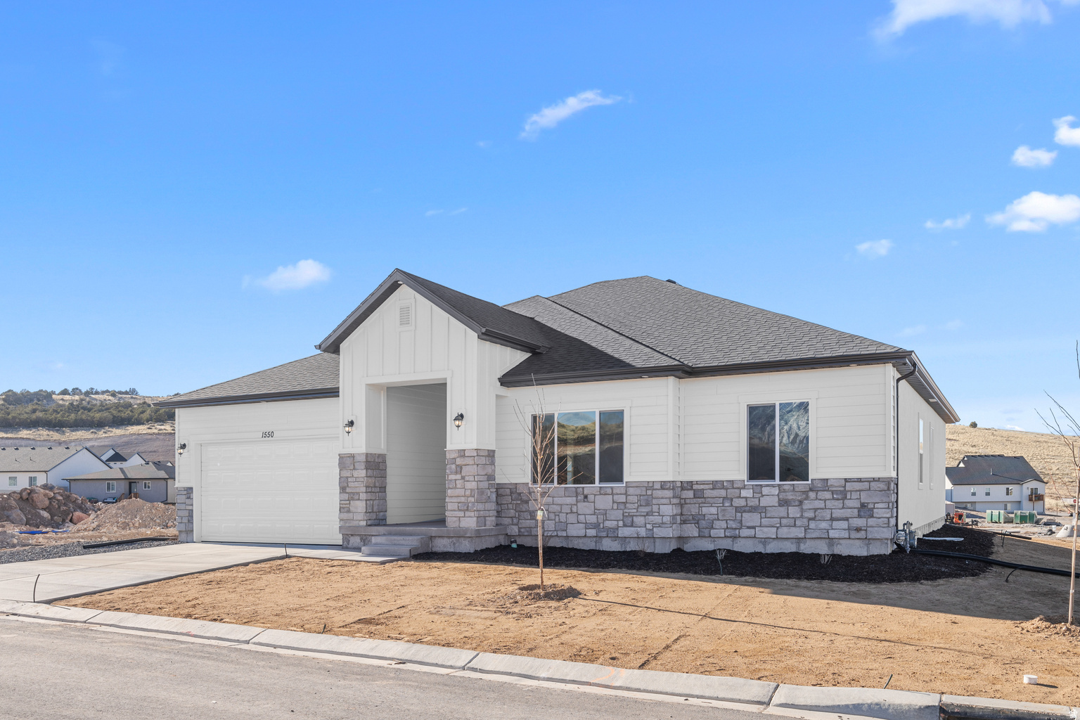 main property photo 0