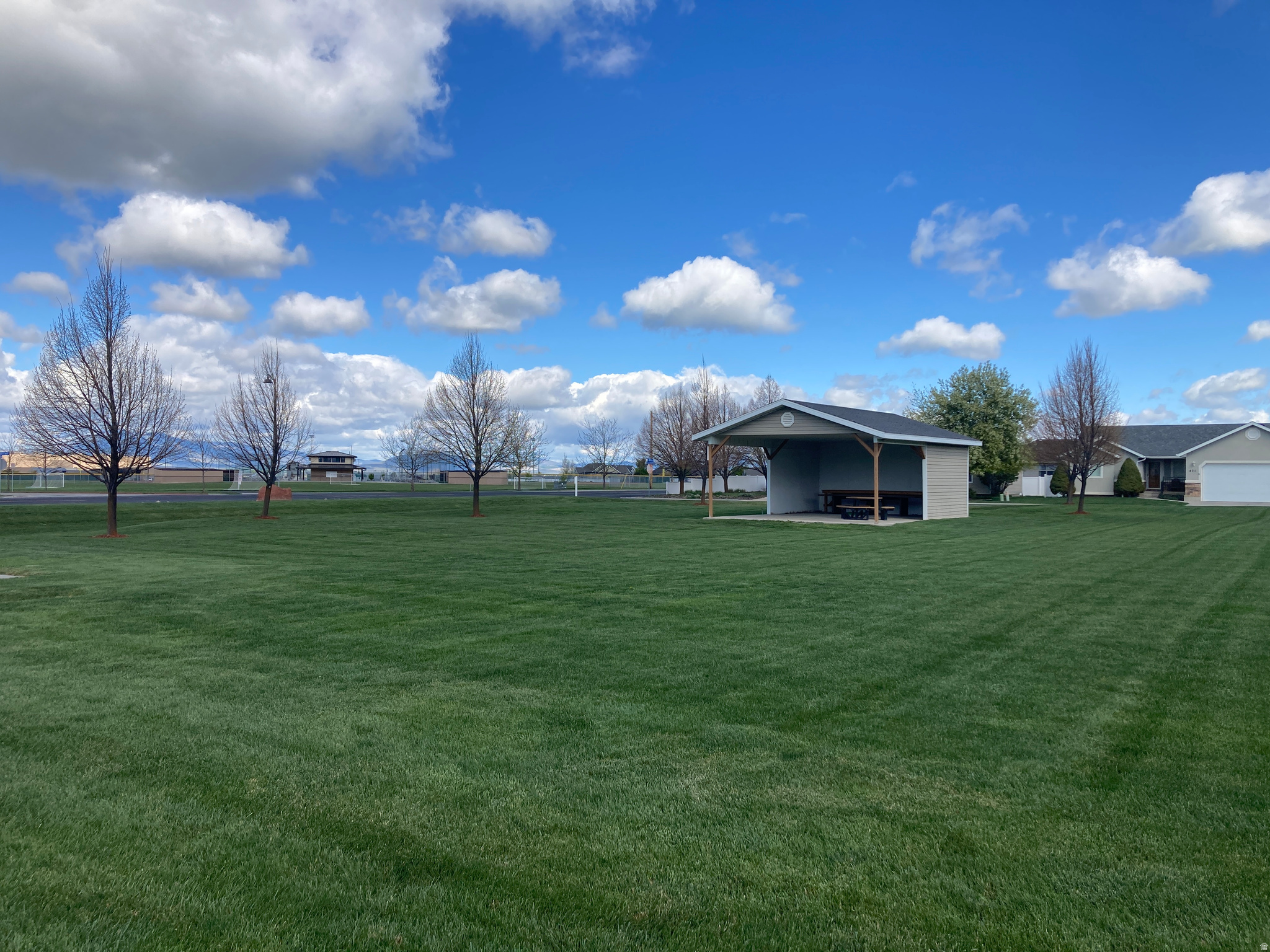 main property photo 20