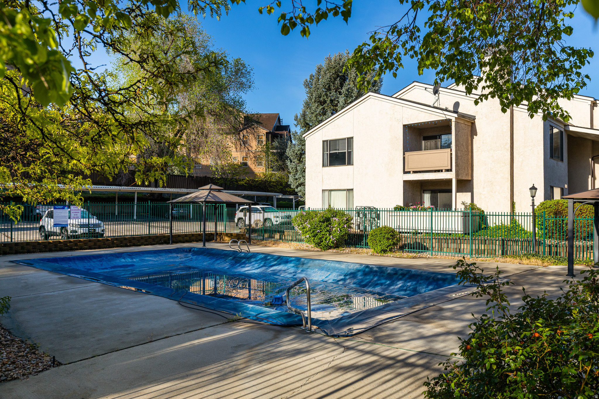 main property photo 15