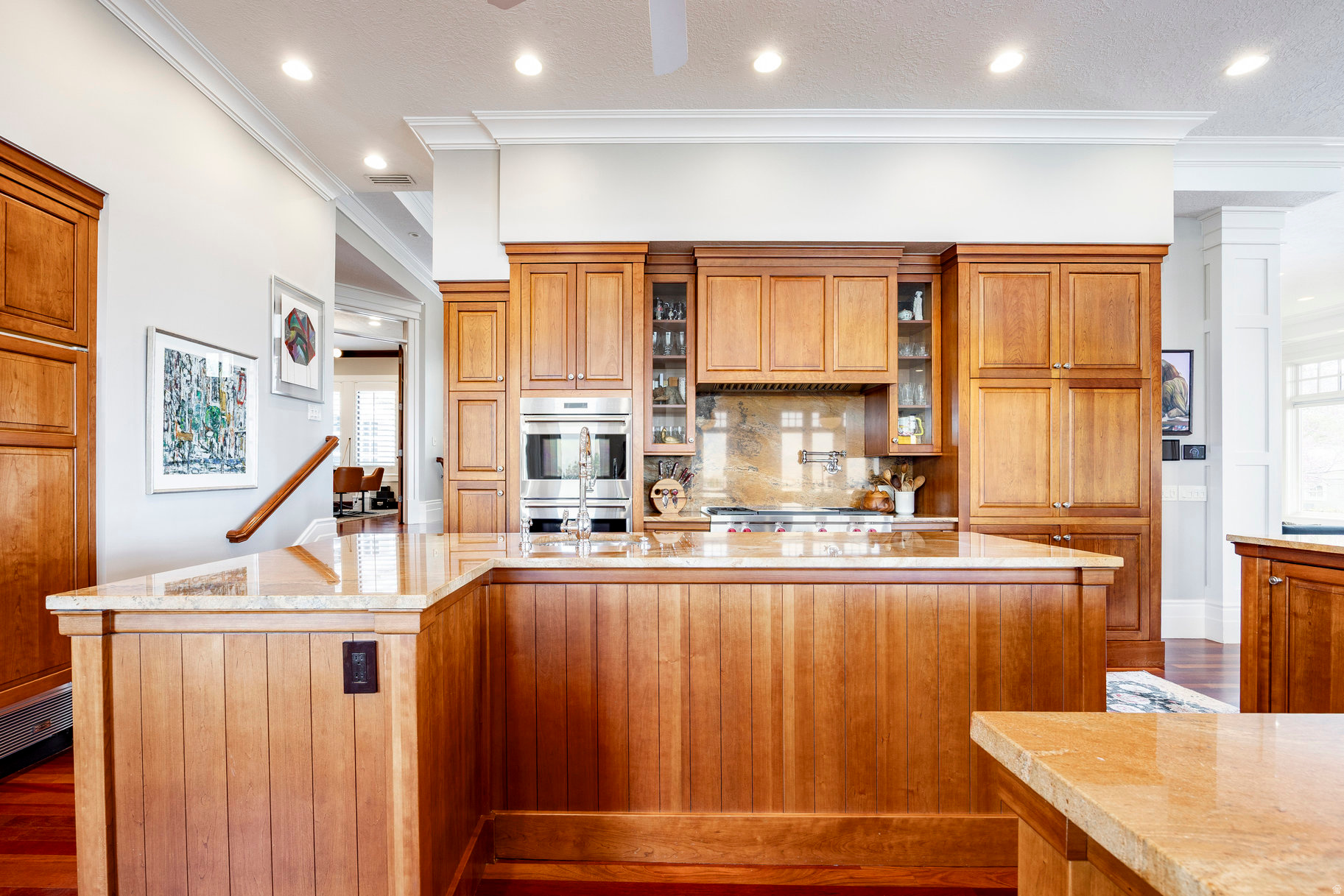 main property photo 17
