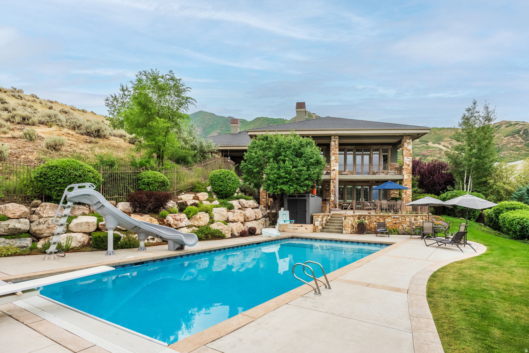 main property photo 46