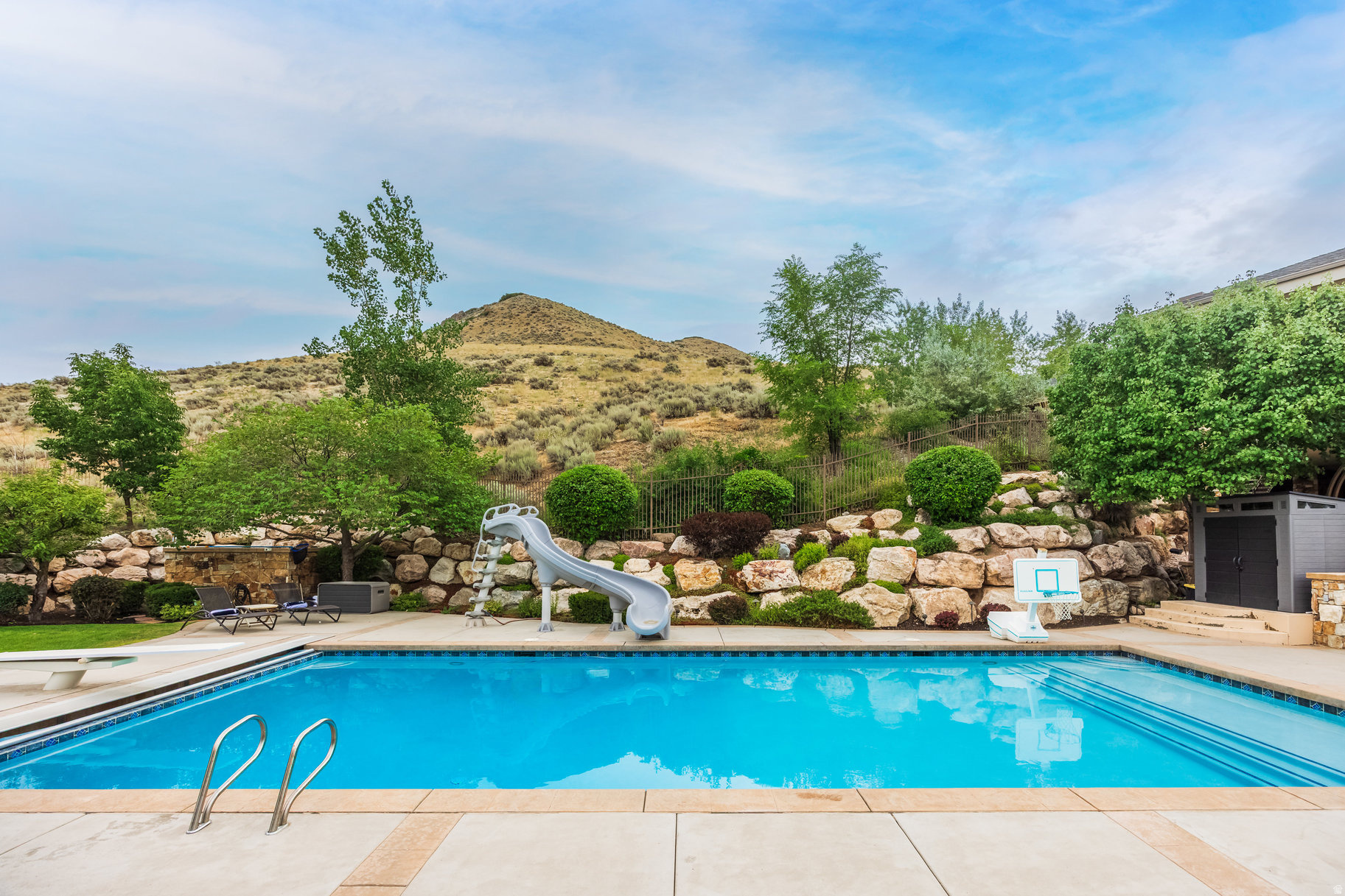 main property photo 48