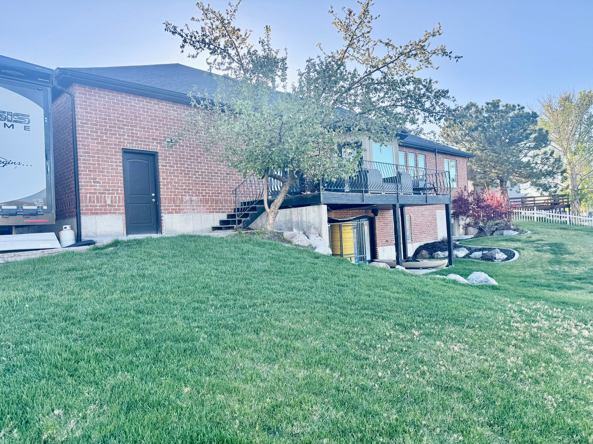 main property photo 46