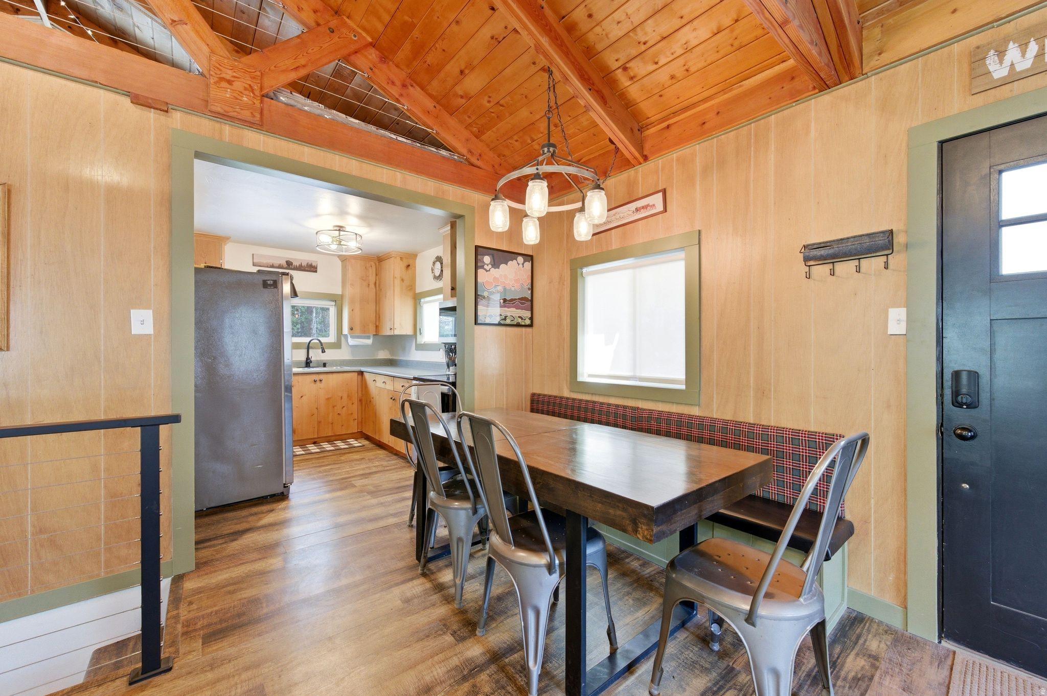 main property photo 14