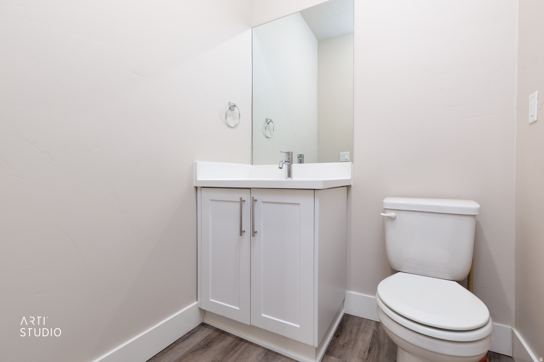 main property photo 11