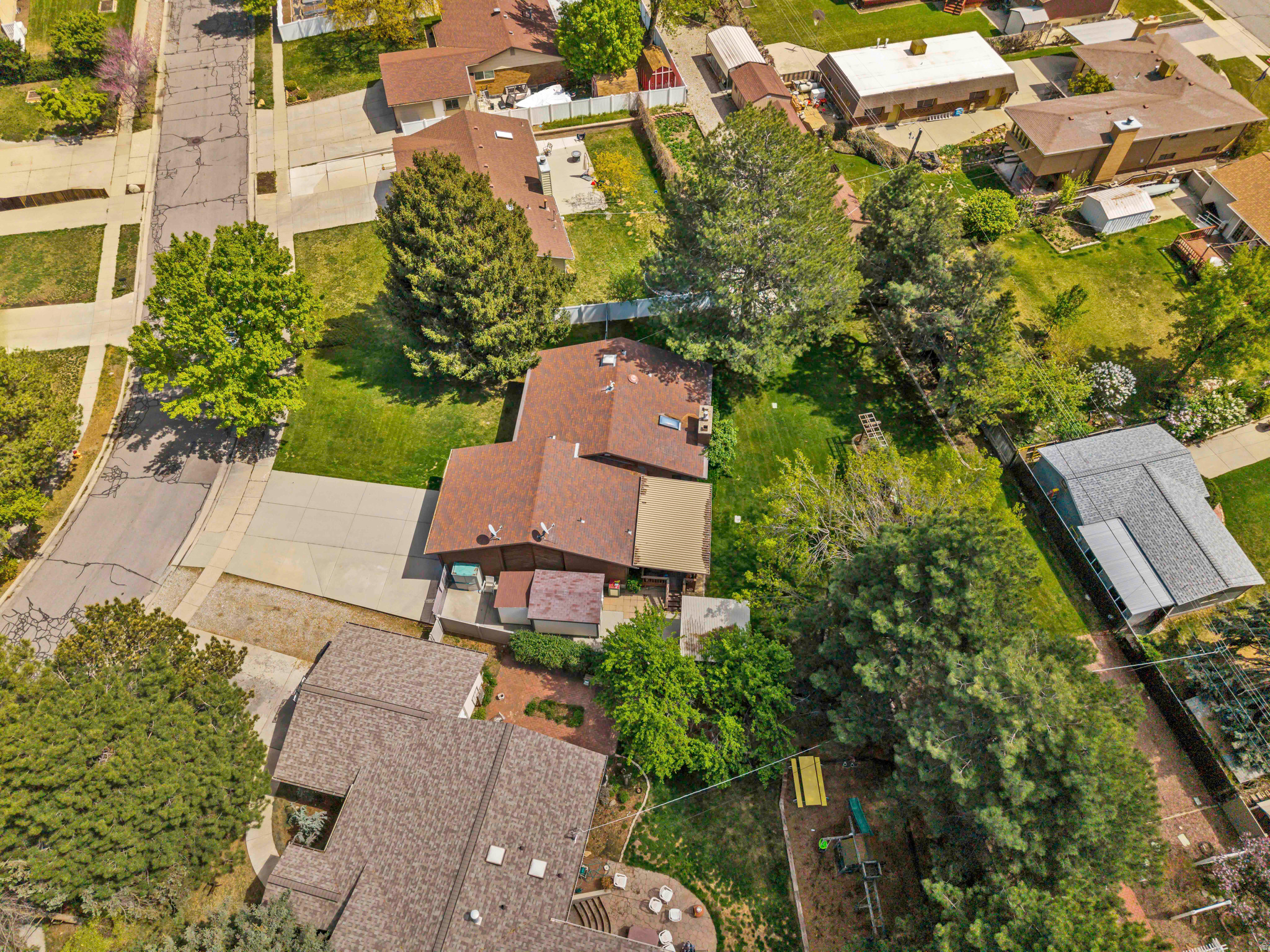 main property photo 56