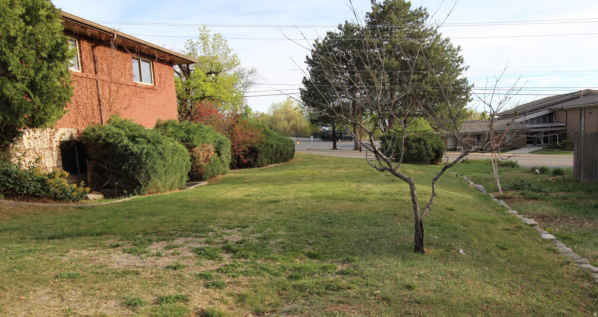 main property photo 24