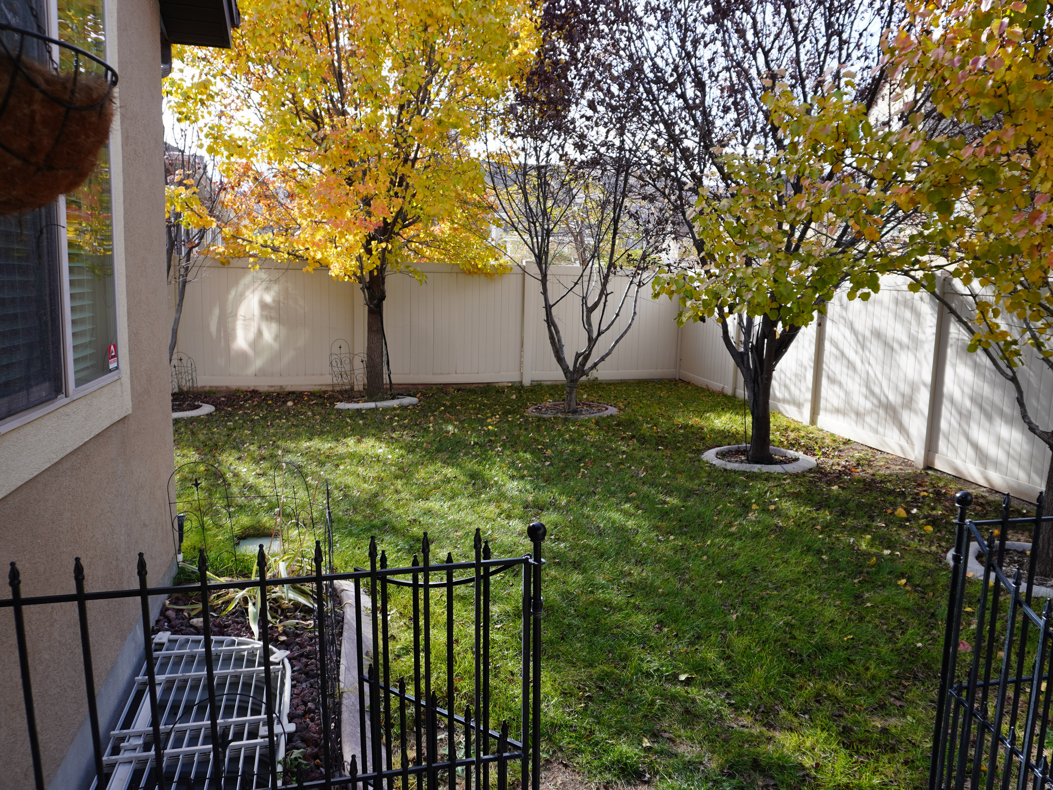 main property photo 60