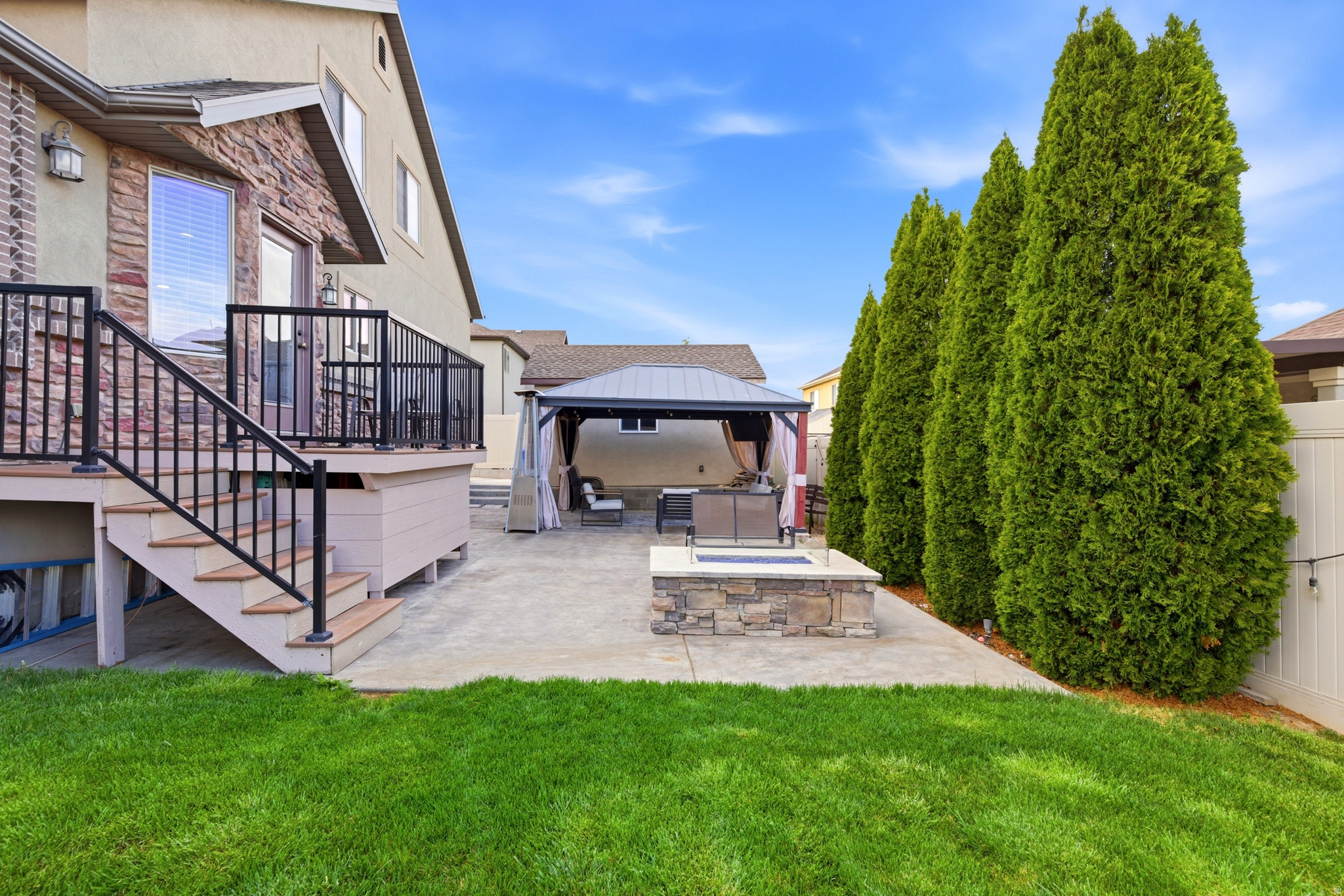main property photo 46