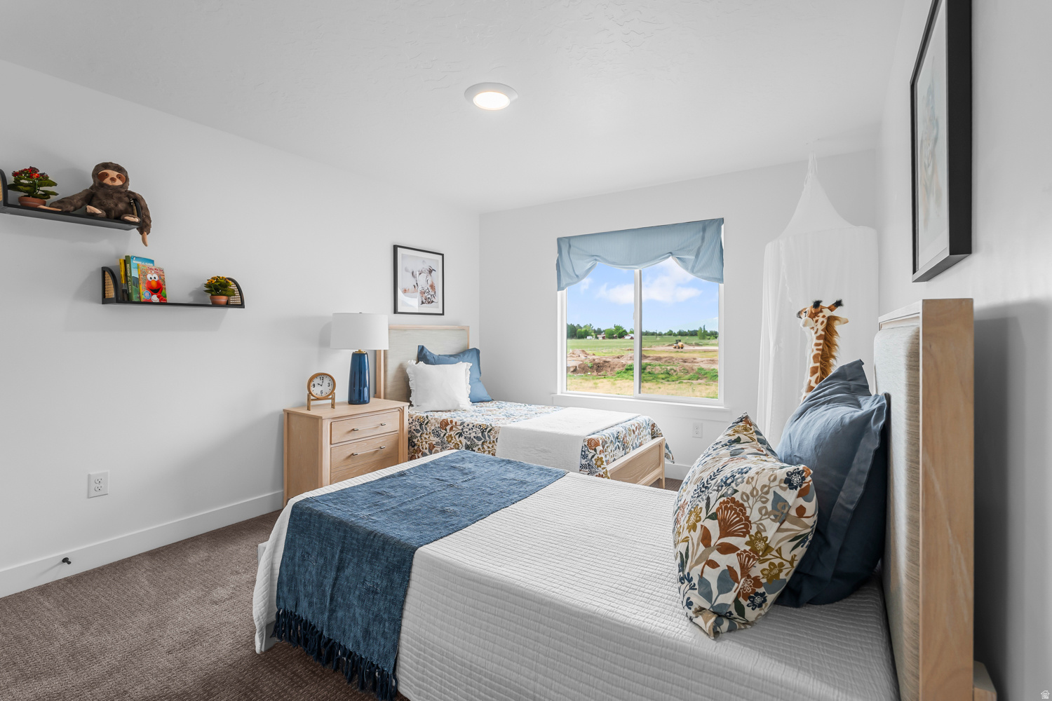 main property photo 25