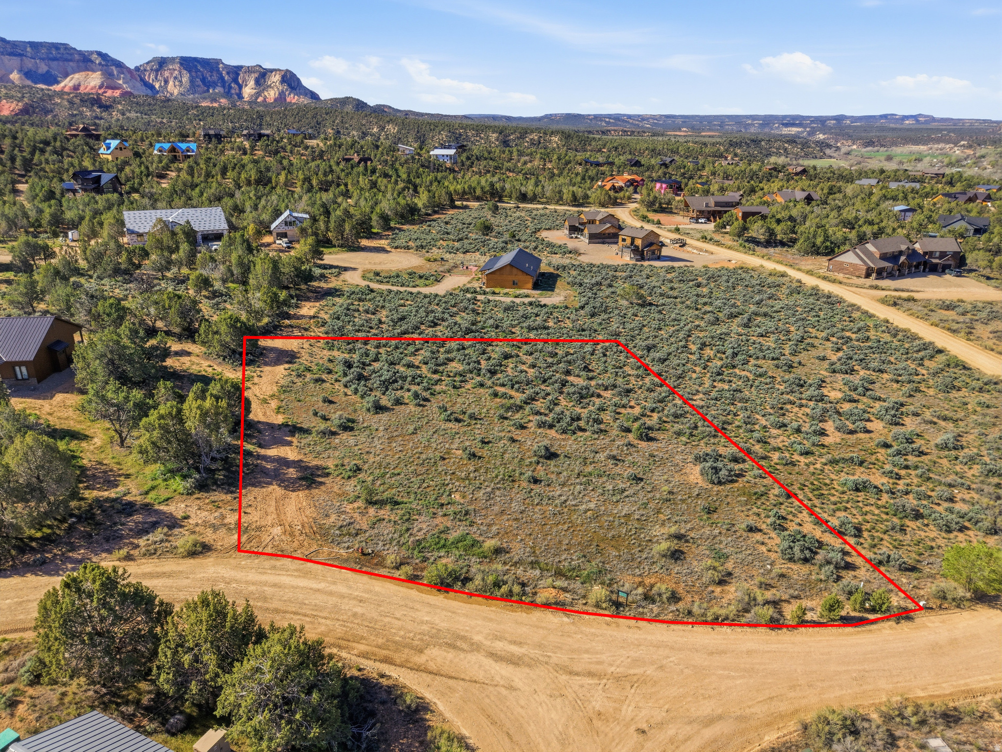 main property photo 4