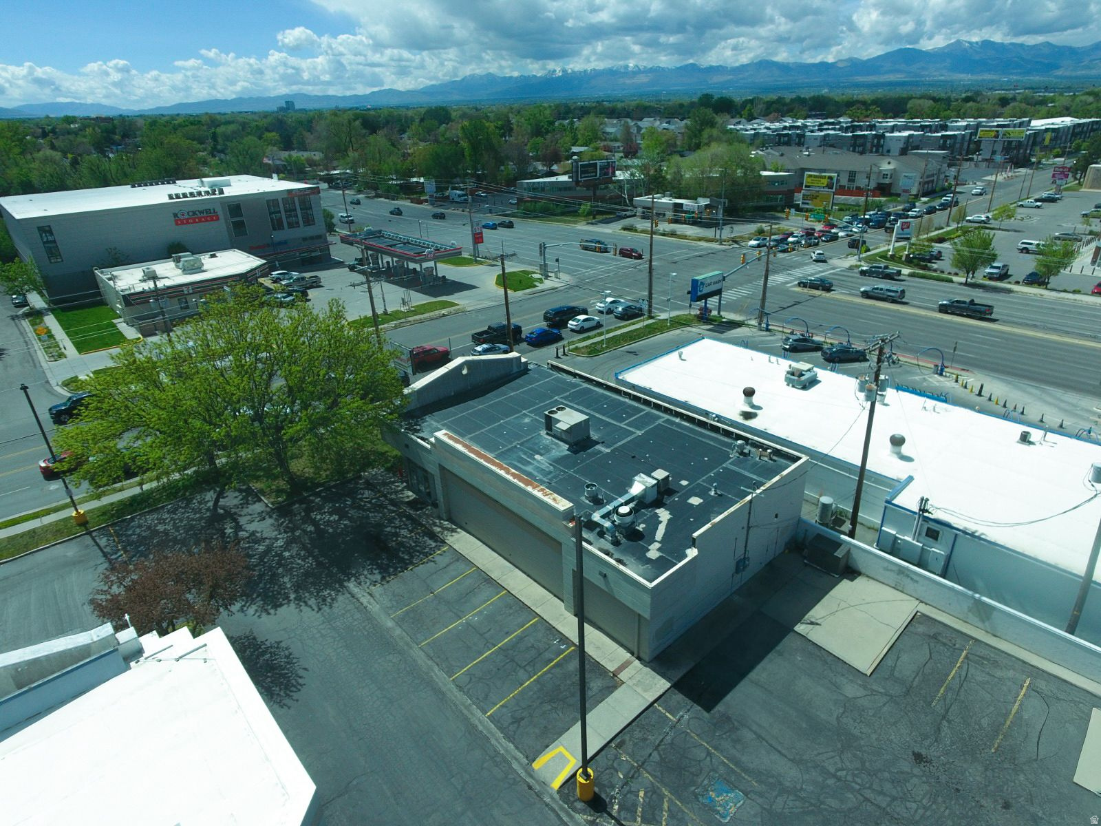 main property photo 8