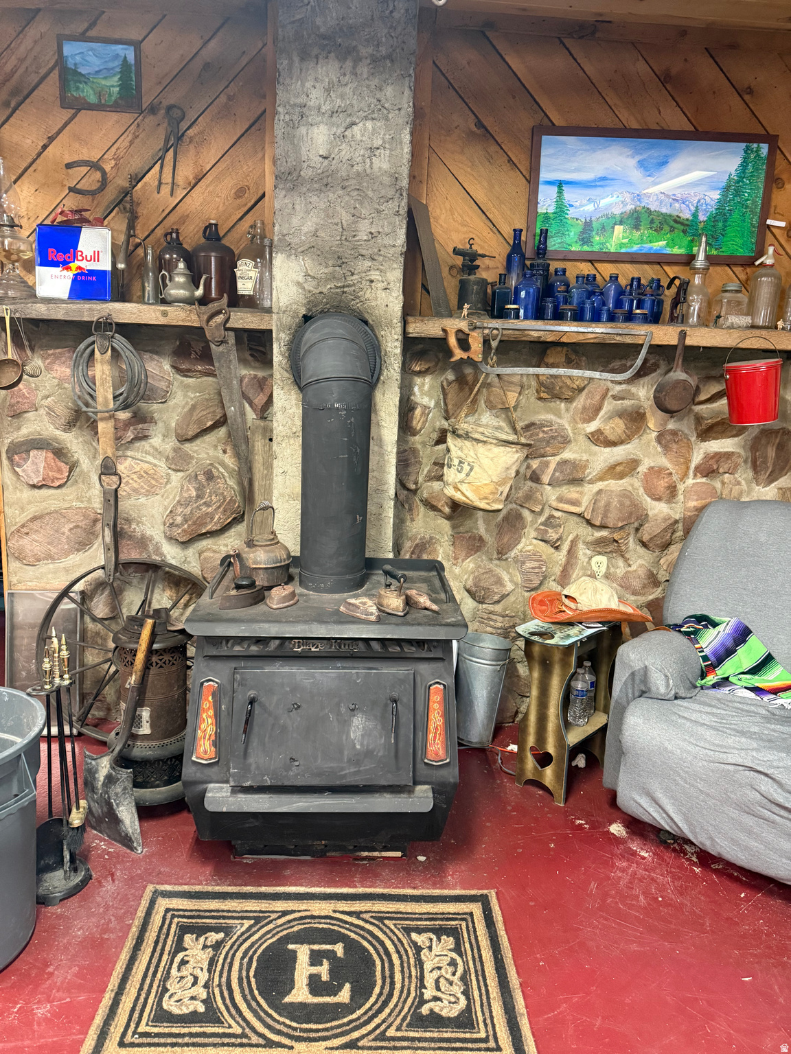 main property photo 13