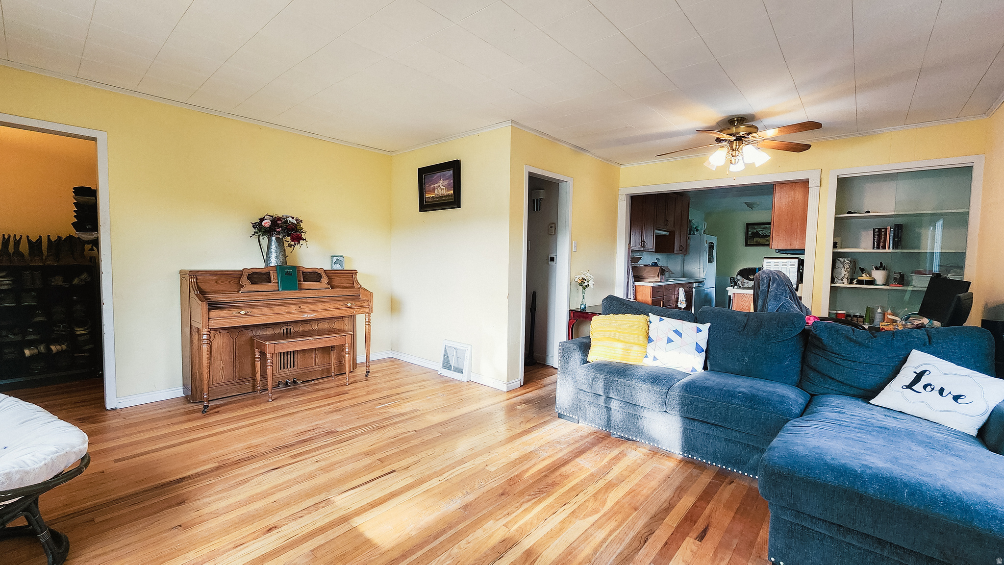 main property photo 10