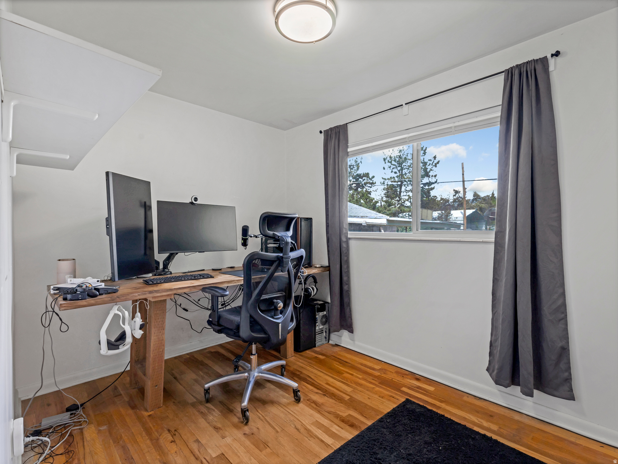 main property photo 11
