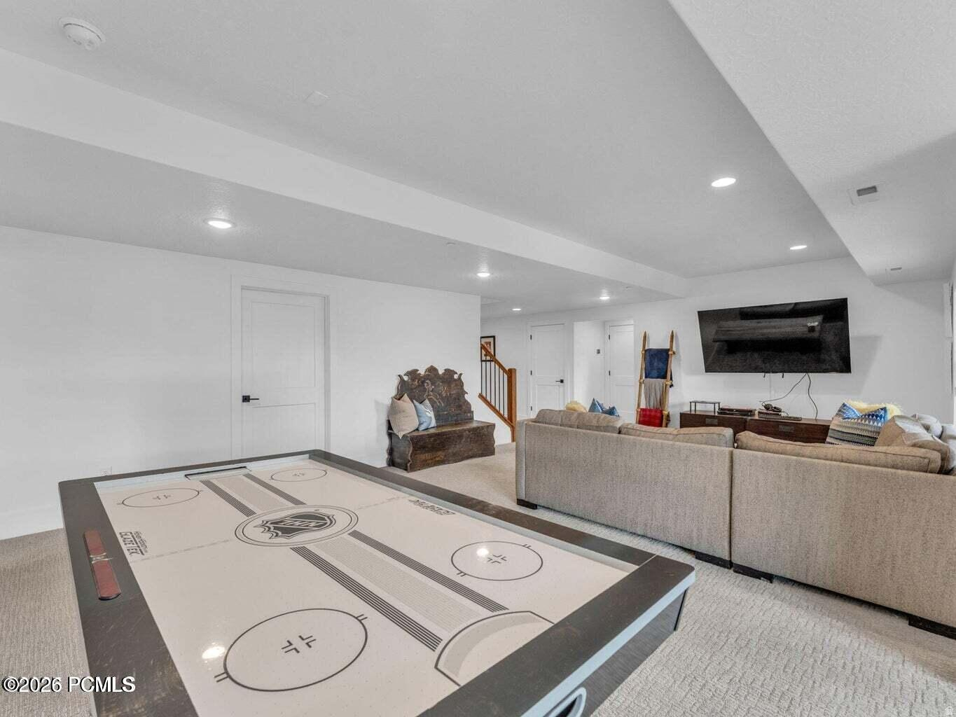 main property photo 49