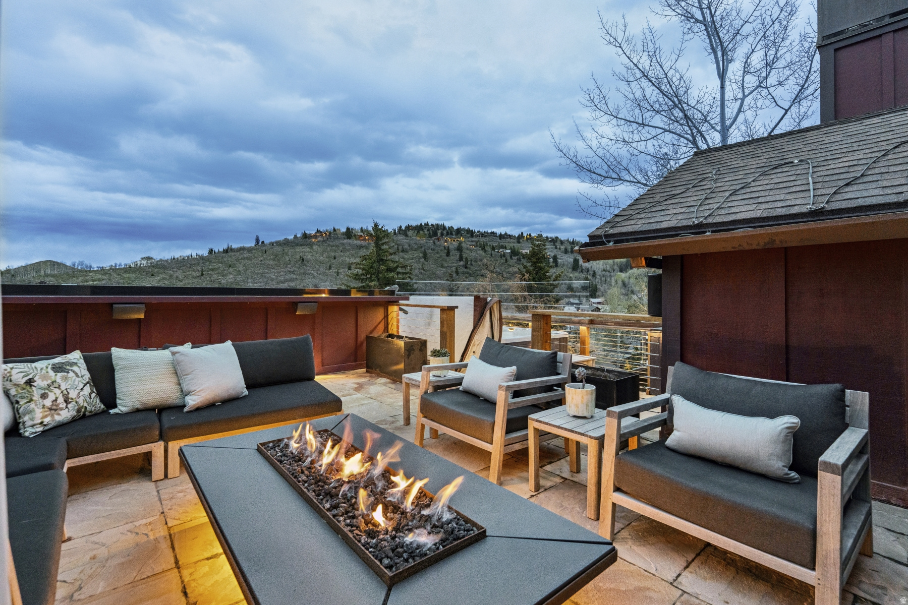 main property photo 70