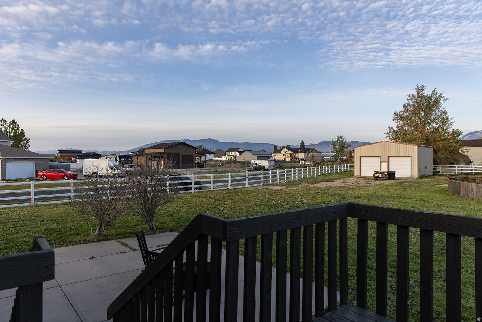 main property photo 11