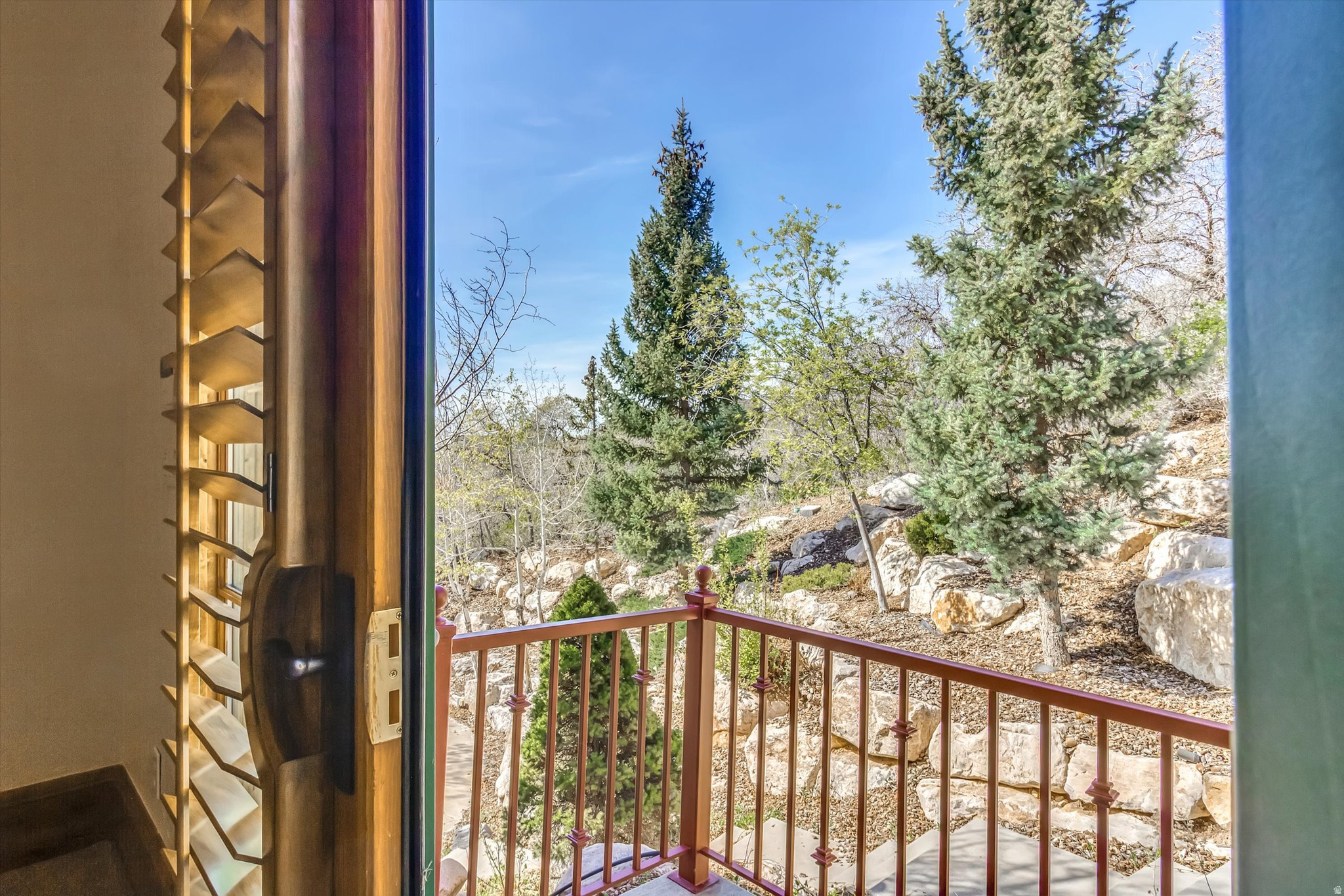 main property photo 35
