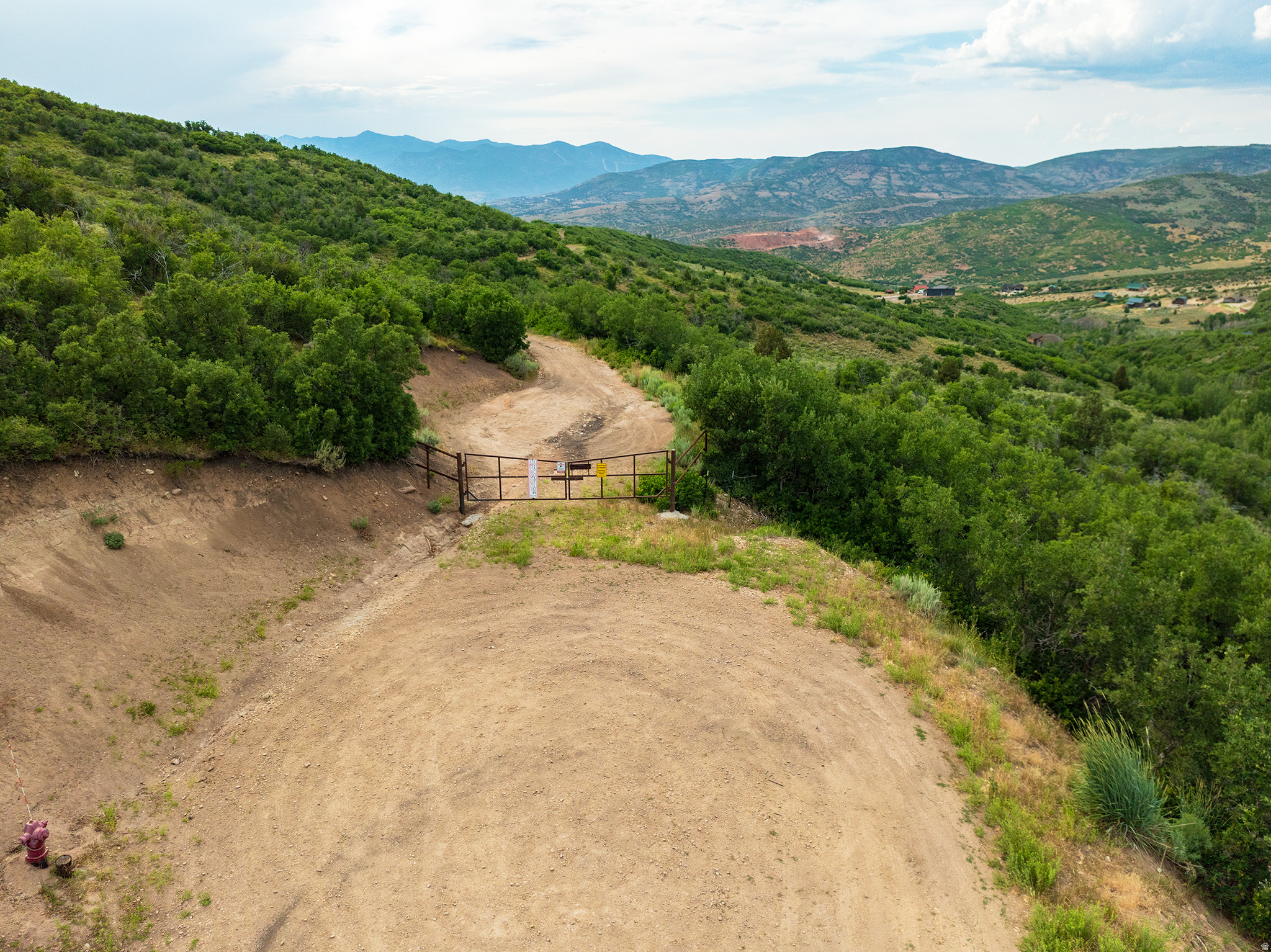 main property photo 43