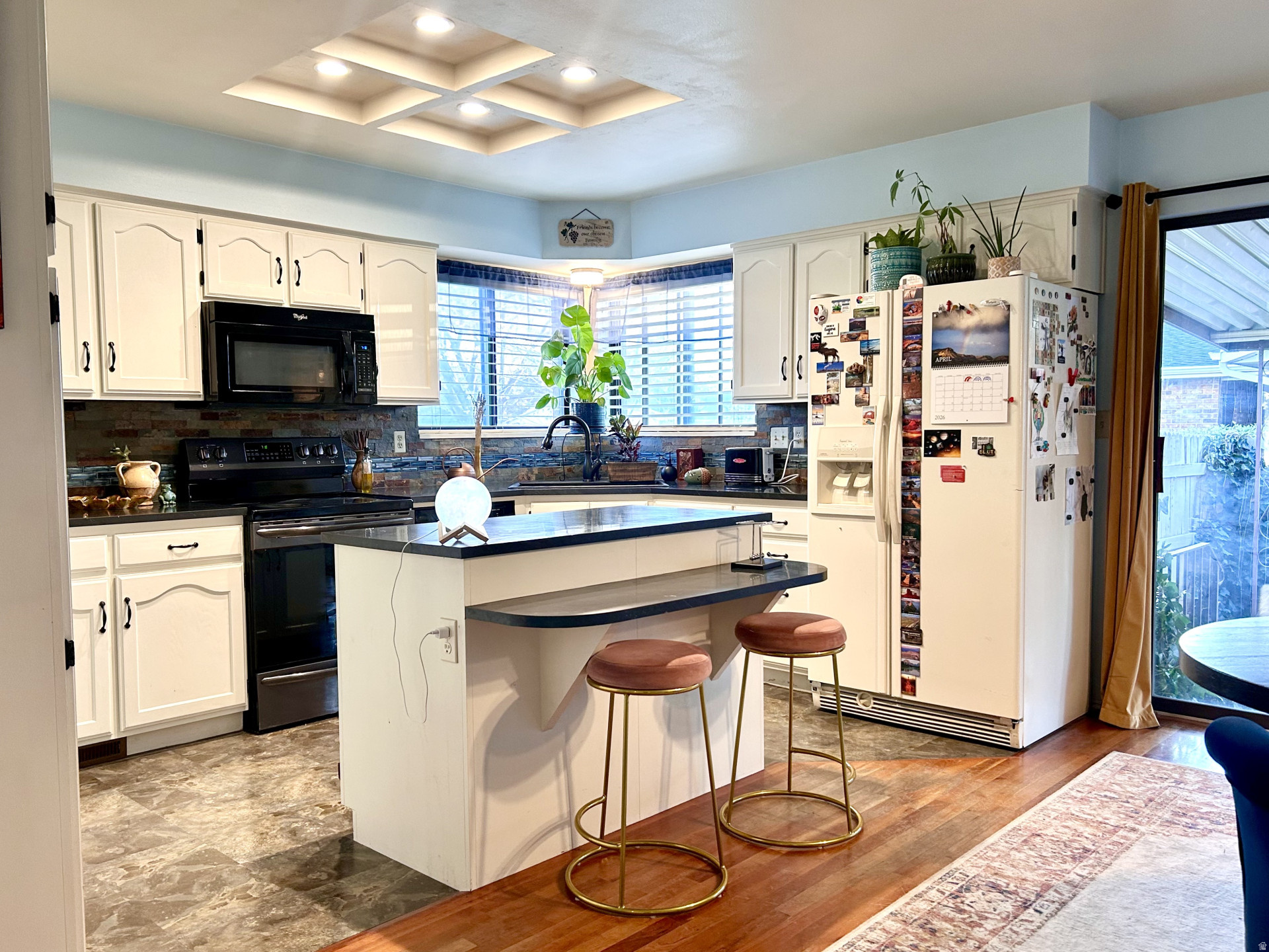 main property photo 18