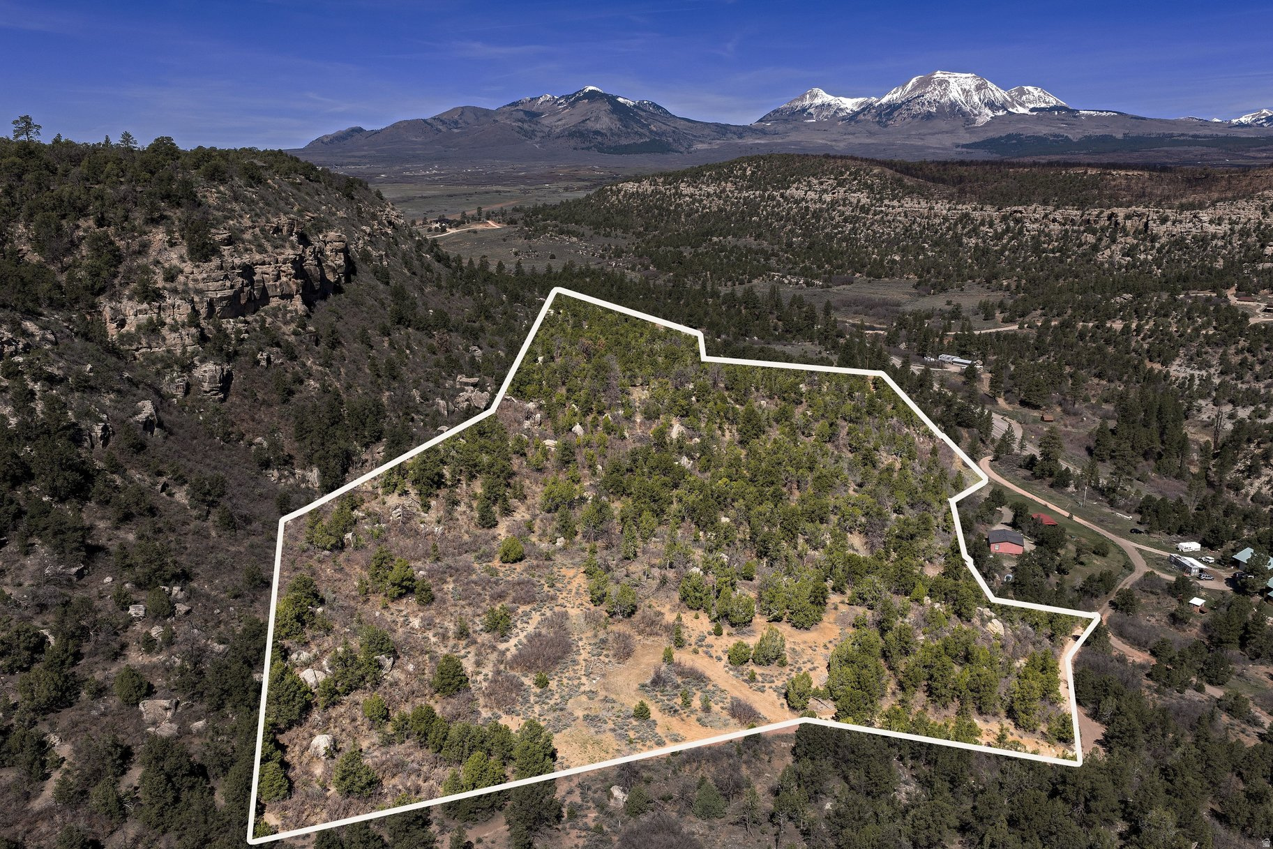 main property photo 4