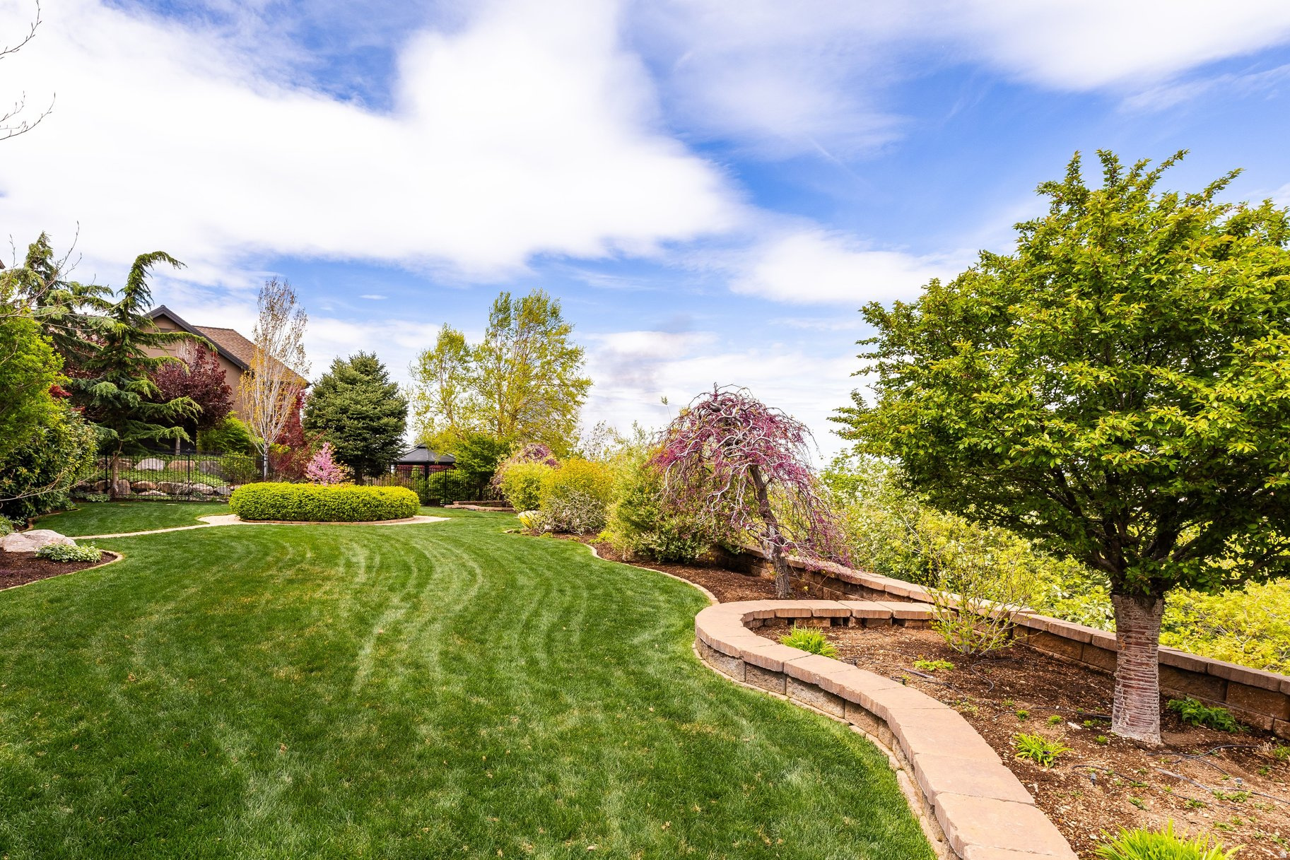 main property photo 16