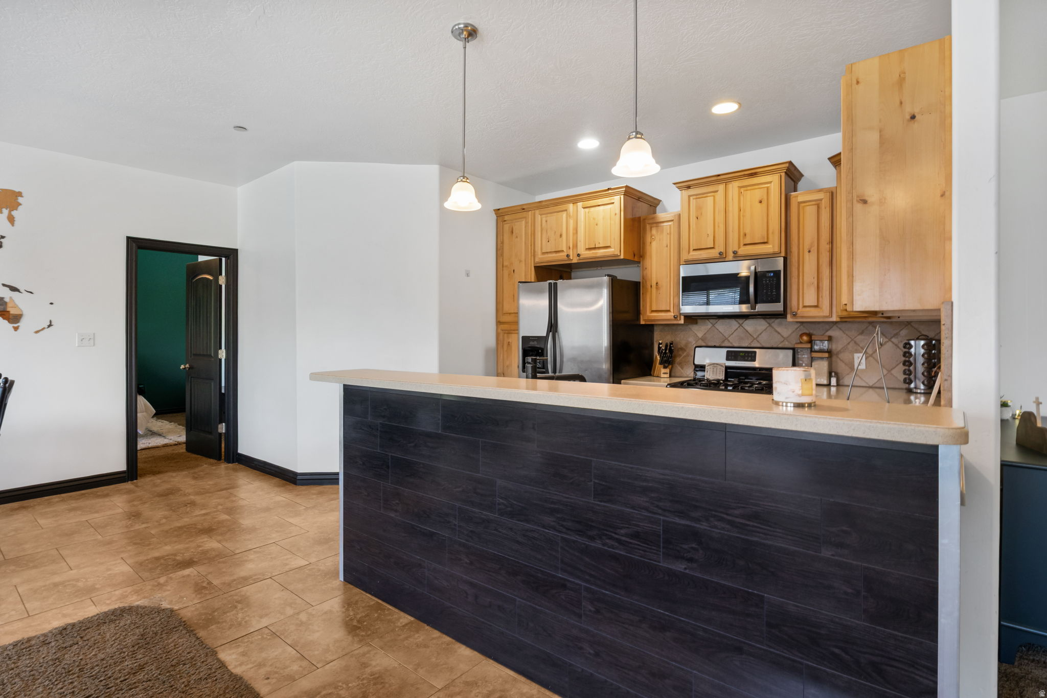 main property photo 9