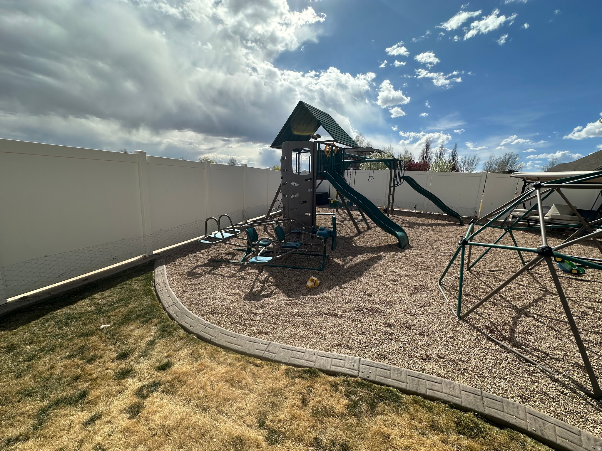 main property photo 111