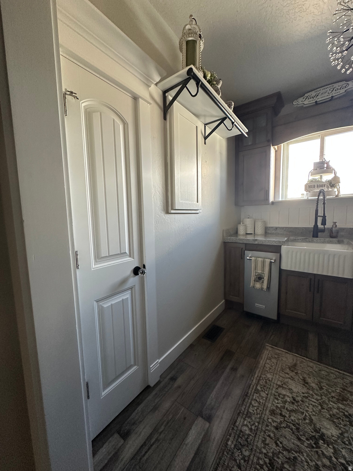 main property photo 79