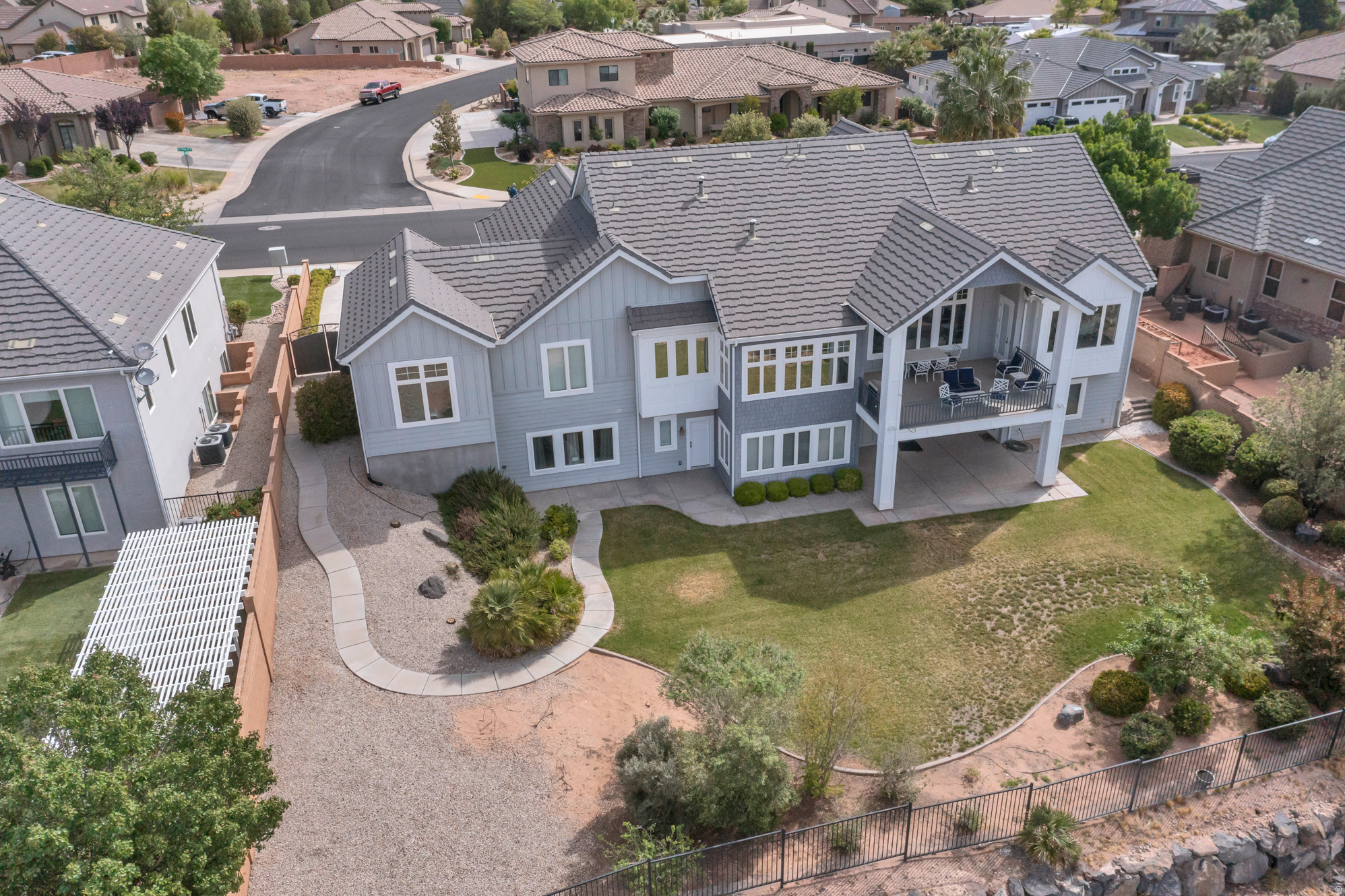 main property photo 60