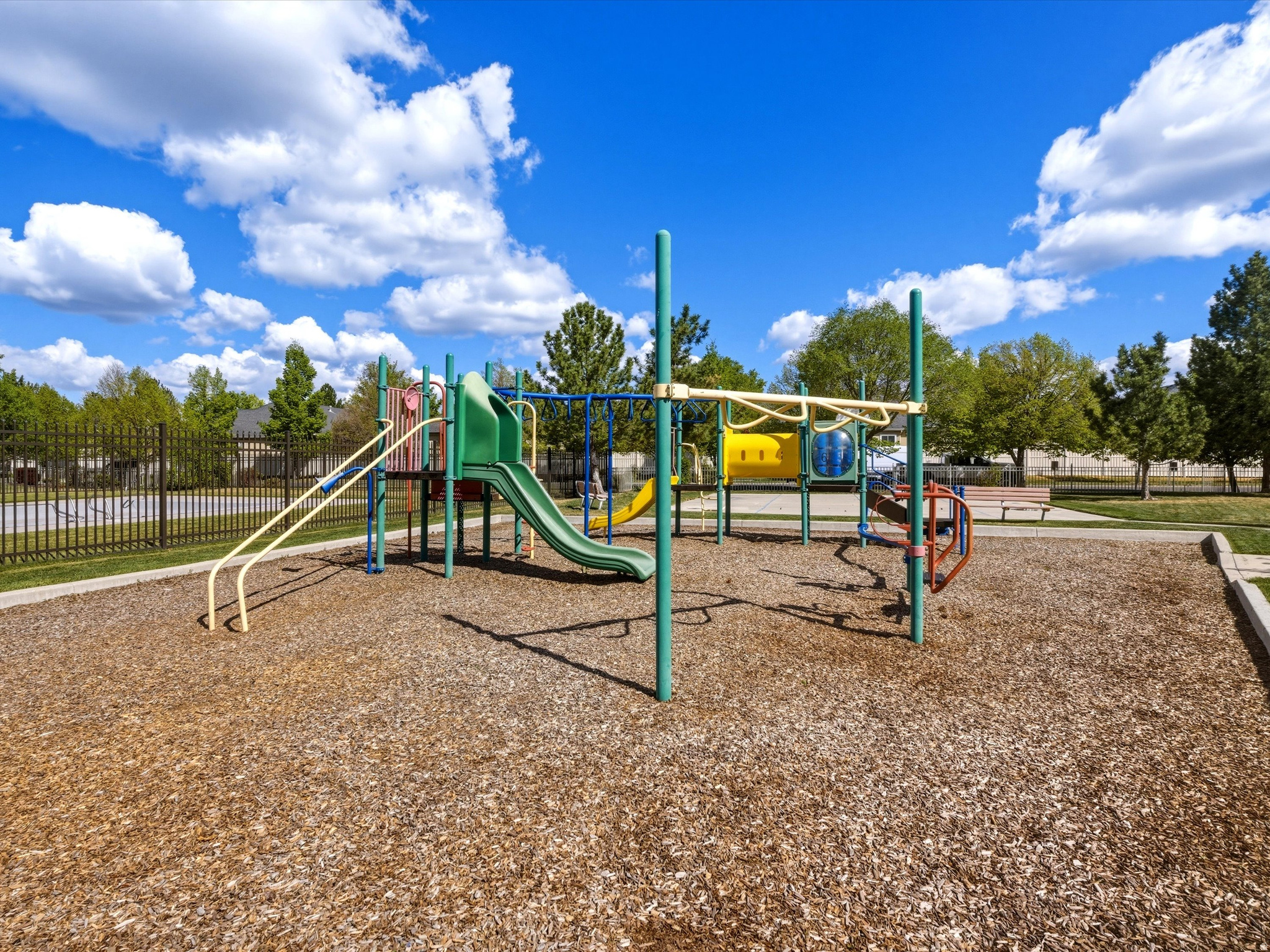 main property photo 20