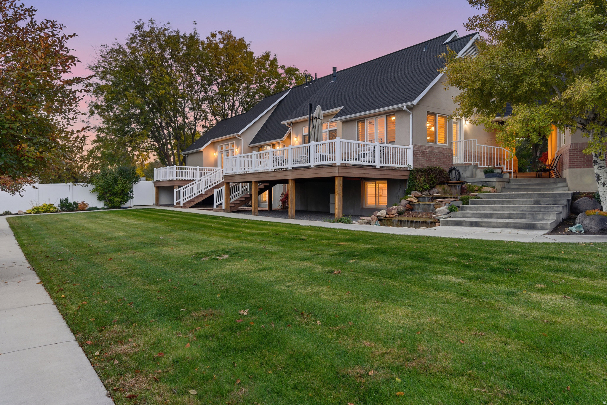 main property photo 23