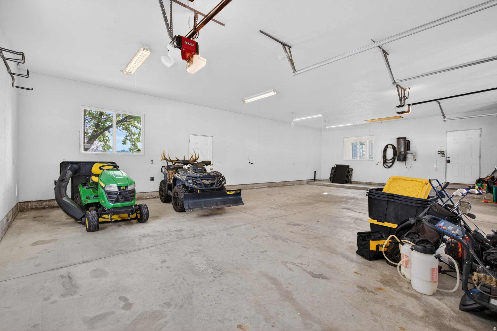 main property photo 92