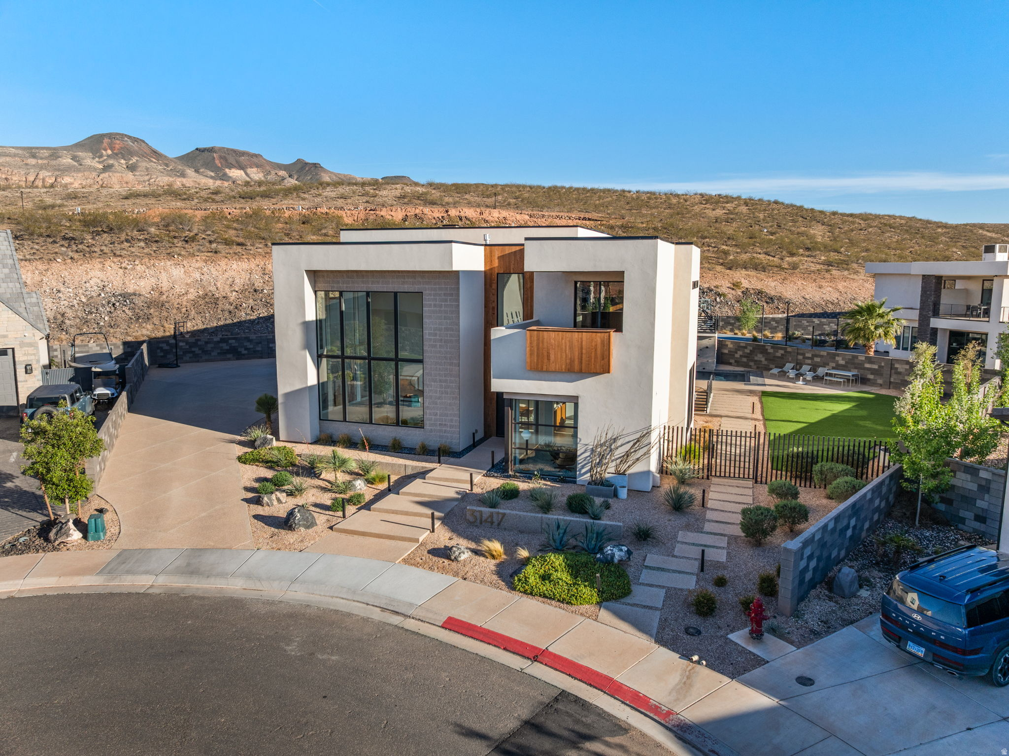 main property photo 44