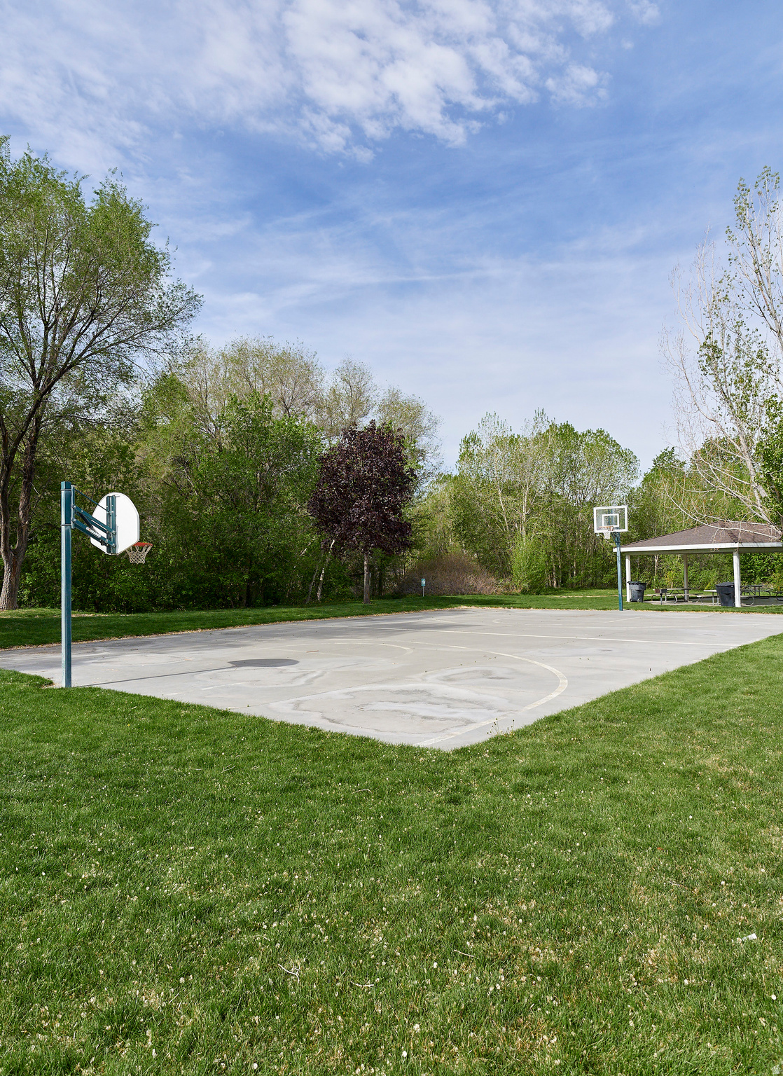 main property photo 27